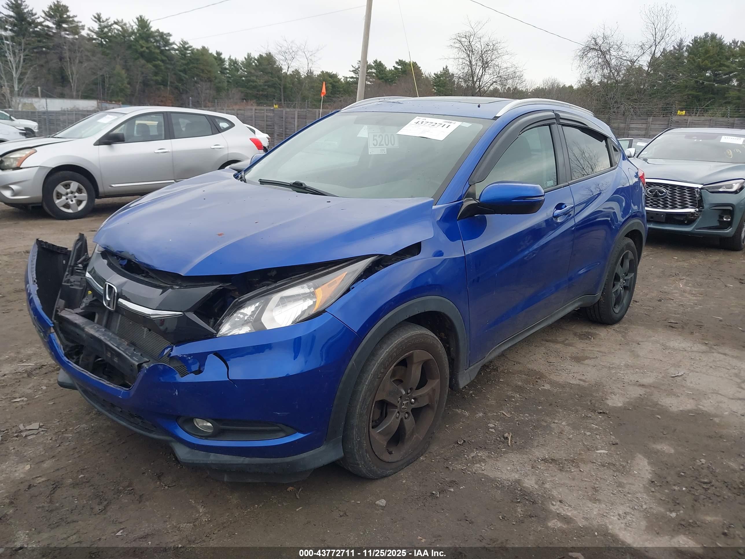 HONDA HR-V image 2