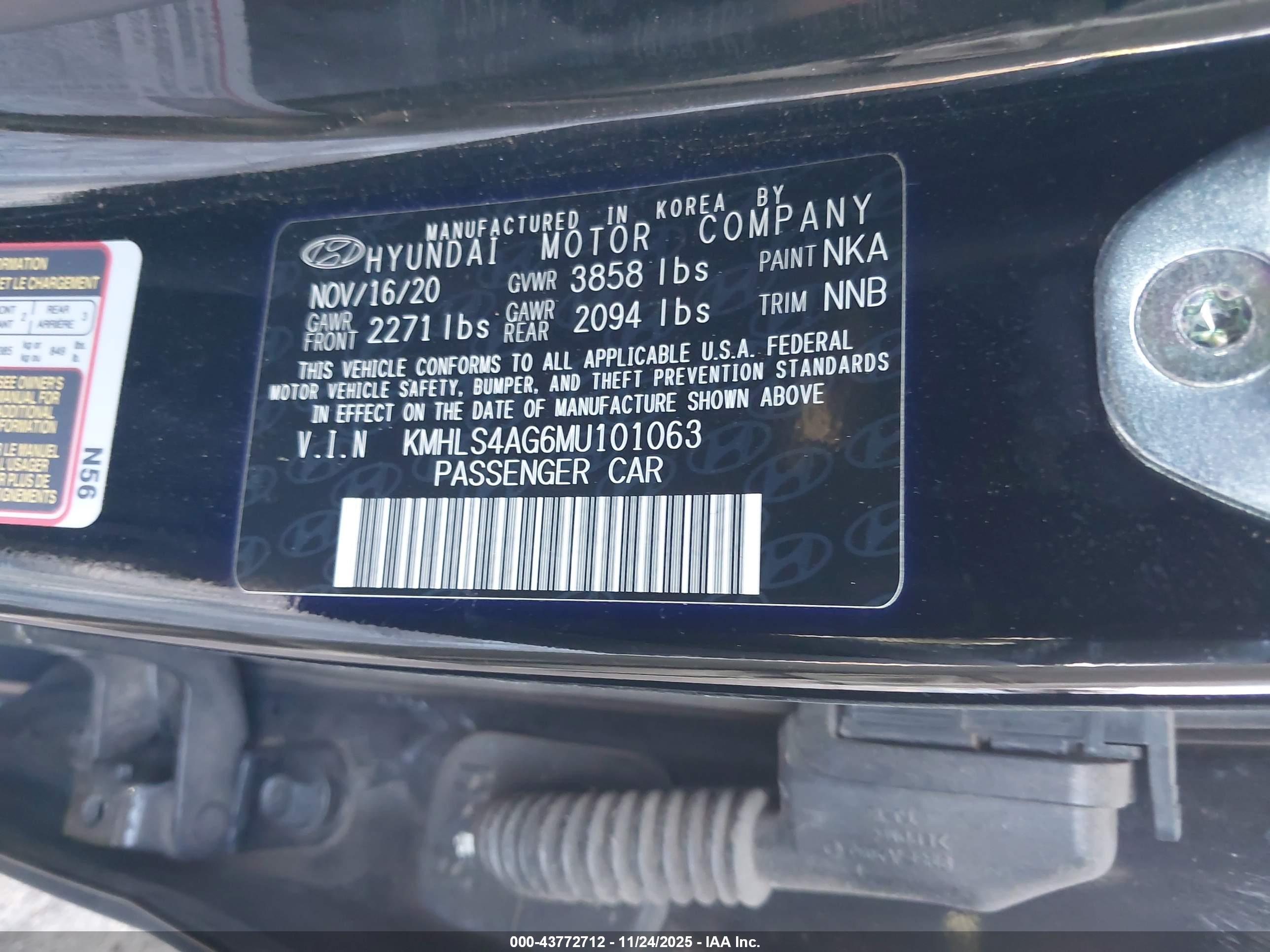 HYUNDAI ELANTRA image 9
