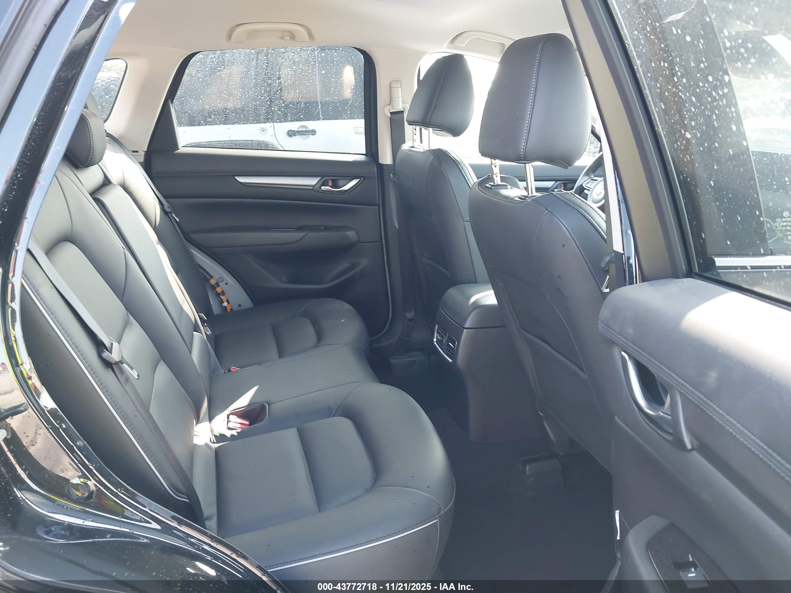 MAZDA CX-5 image 8