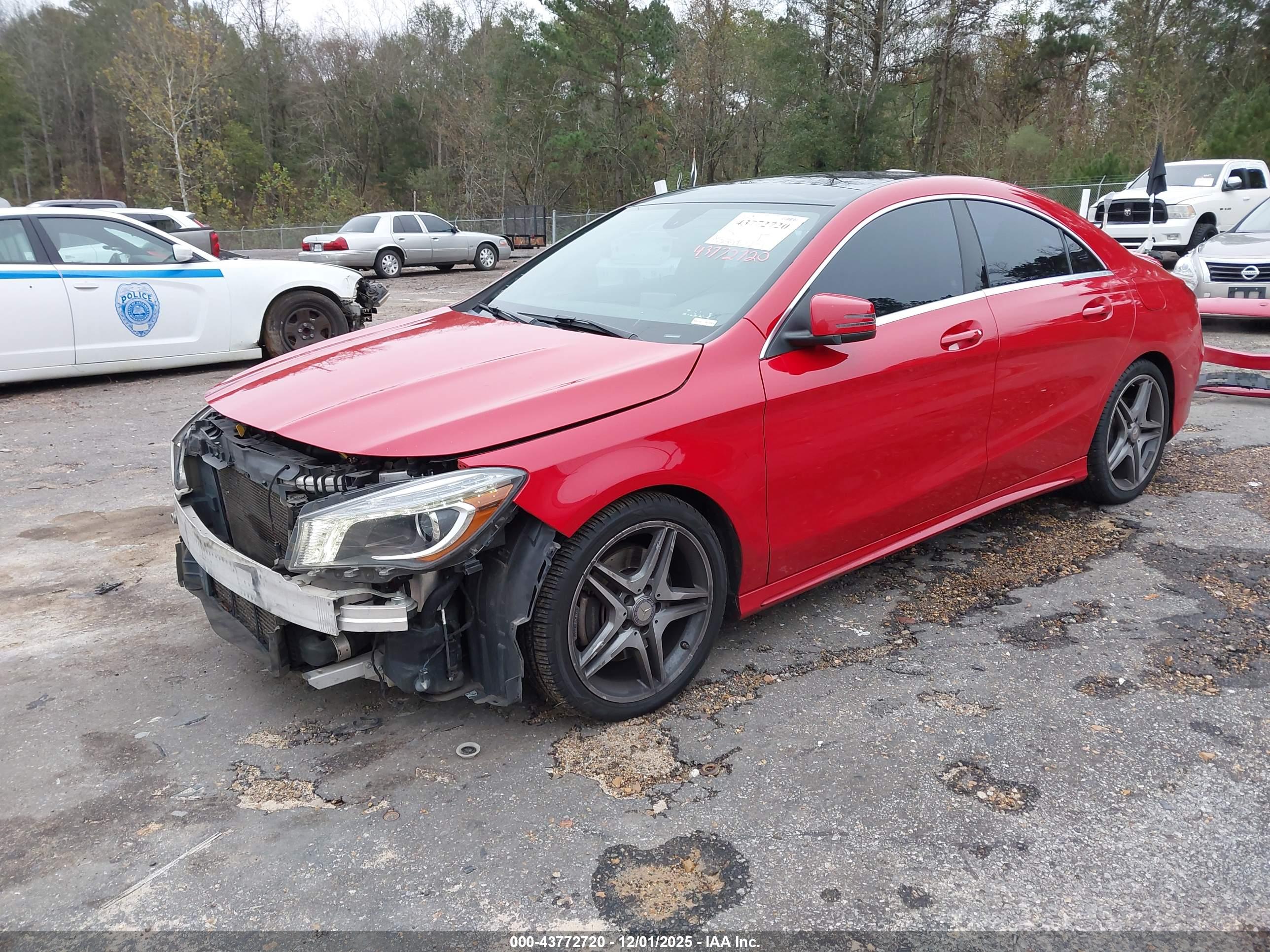 MERCEDES-BENZ CLA image 2