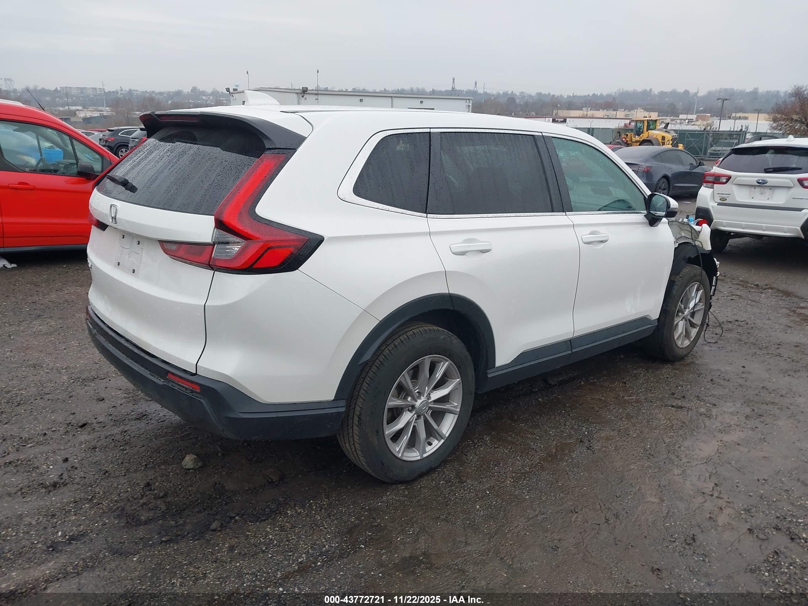HONDA CR-V image 4