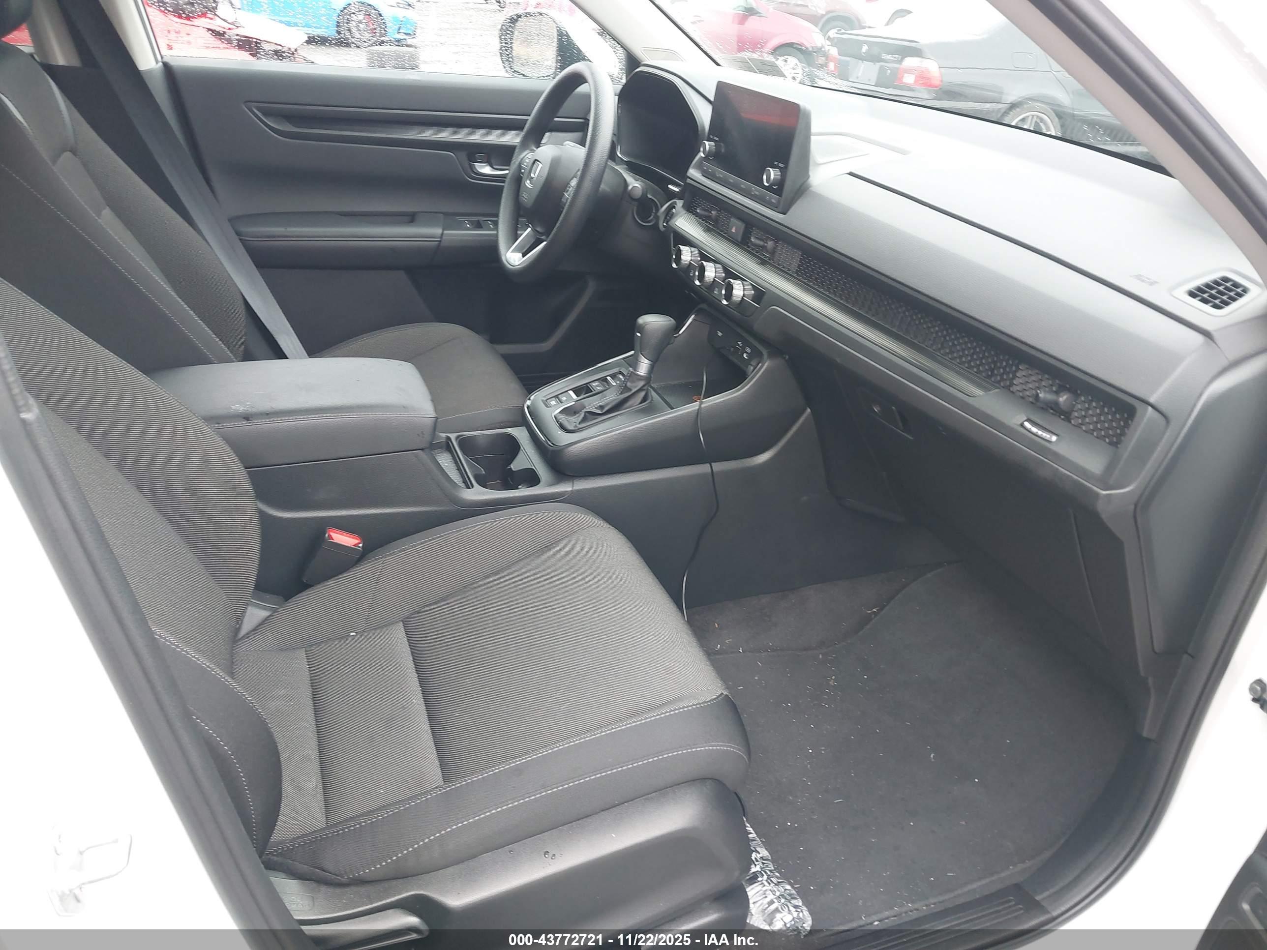 HONDA CR-V image 5