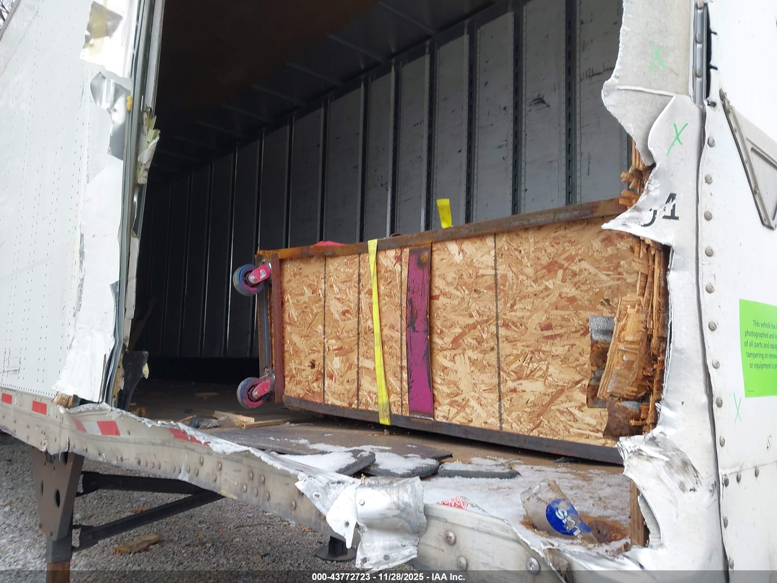 UTILITY TRAILER image 11