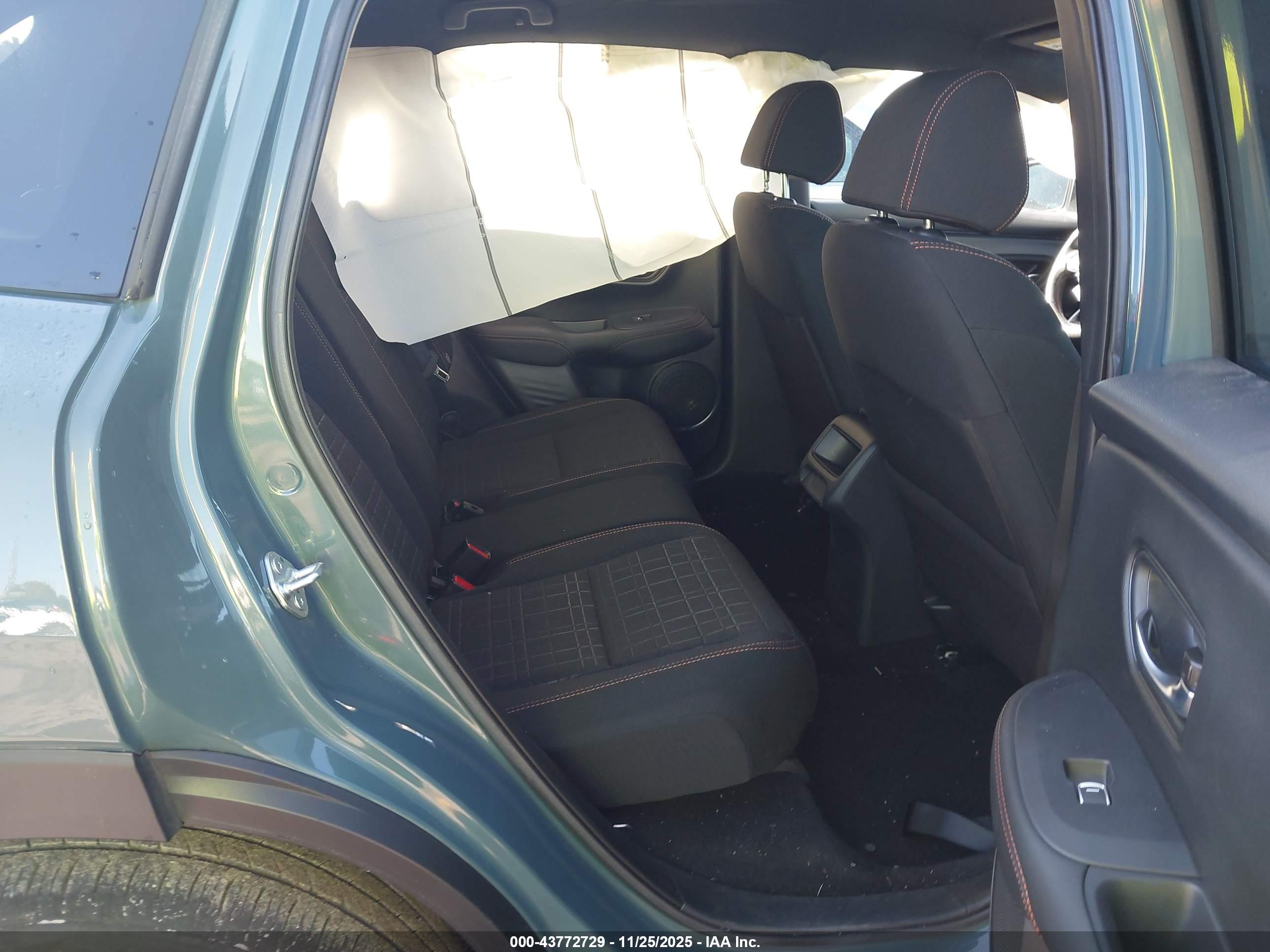 HONDA HR-V image 8