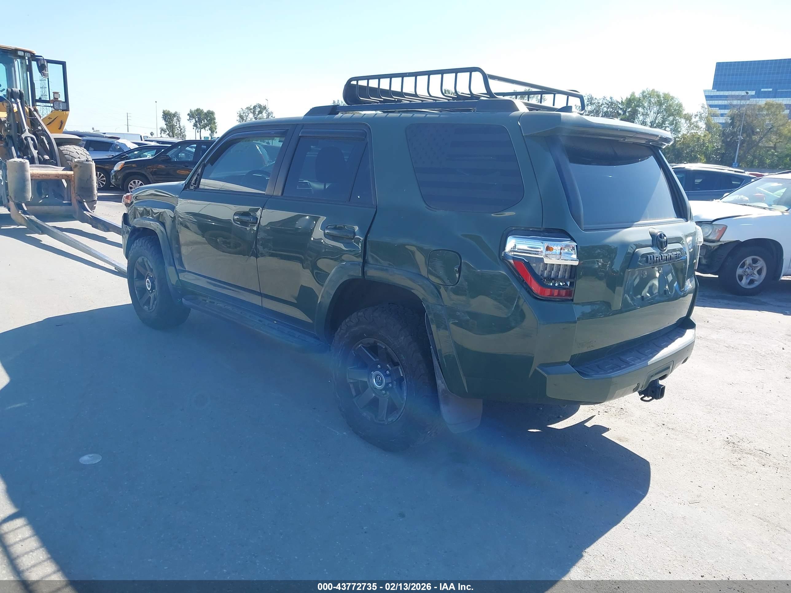 TOYOTA 4RUNNER image 3