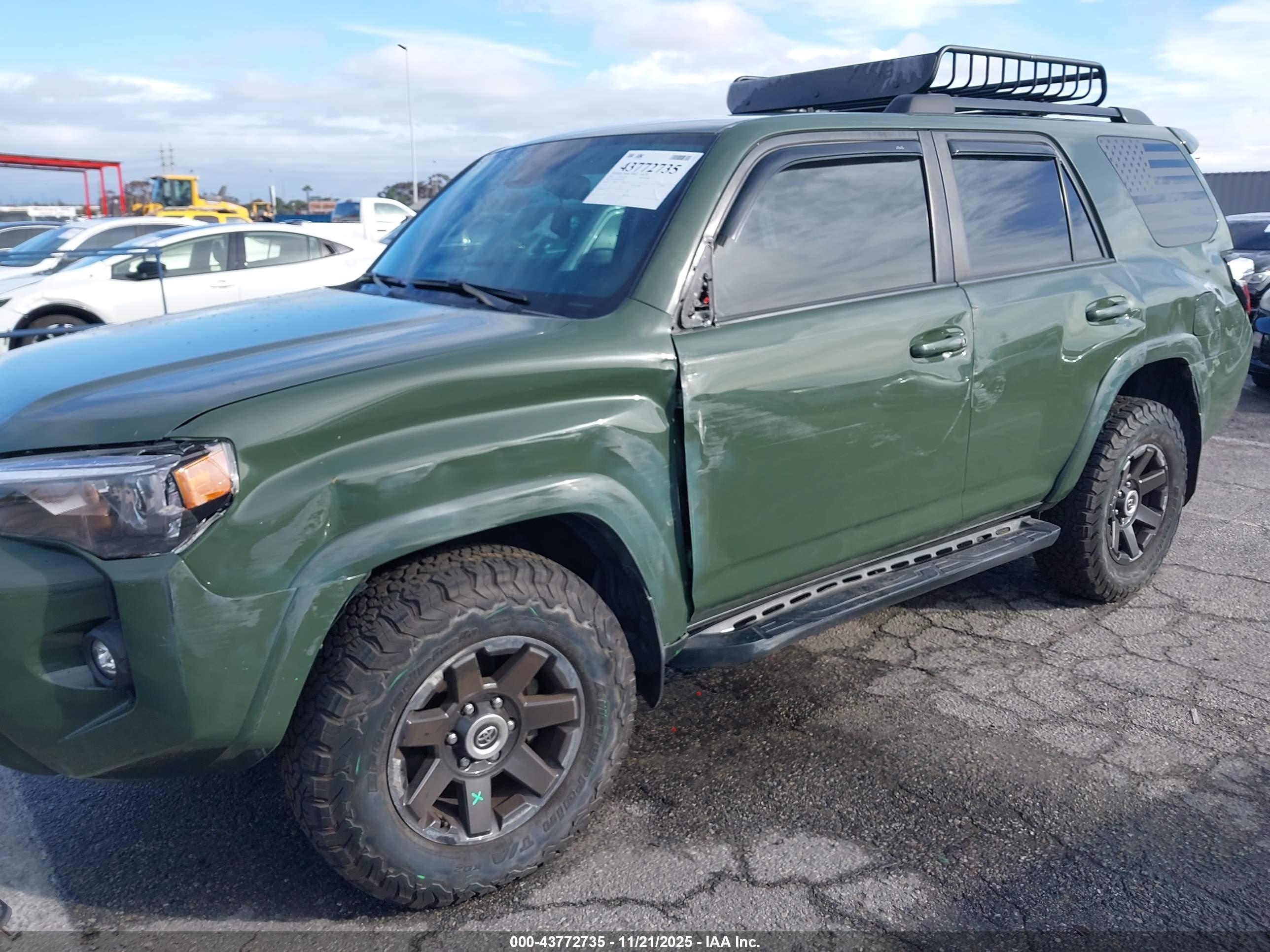 TOYOTA 4RUNNER image 6