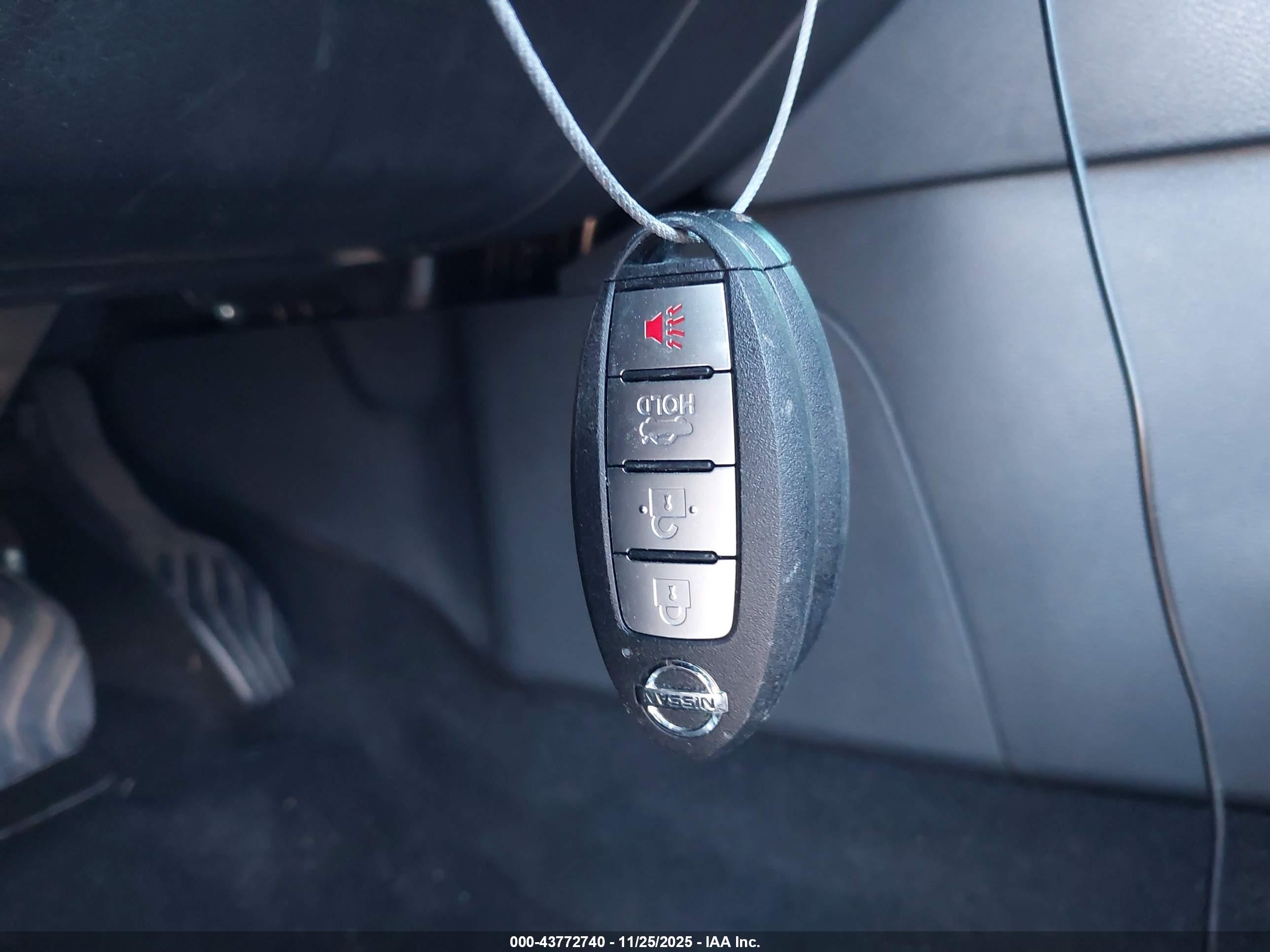 NISSAN SENTRA image 11