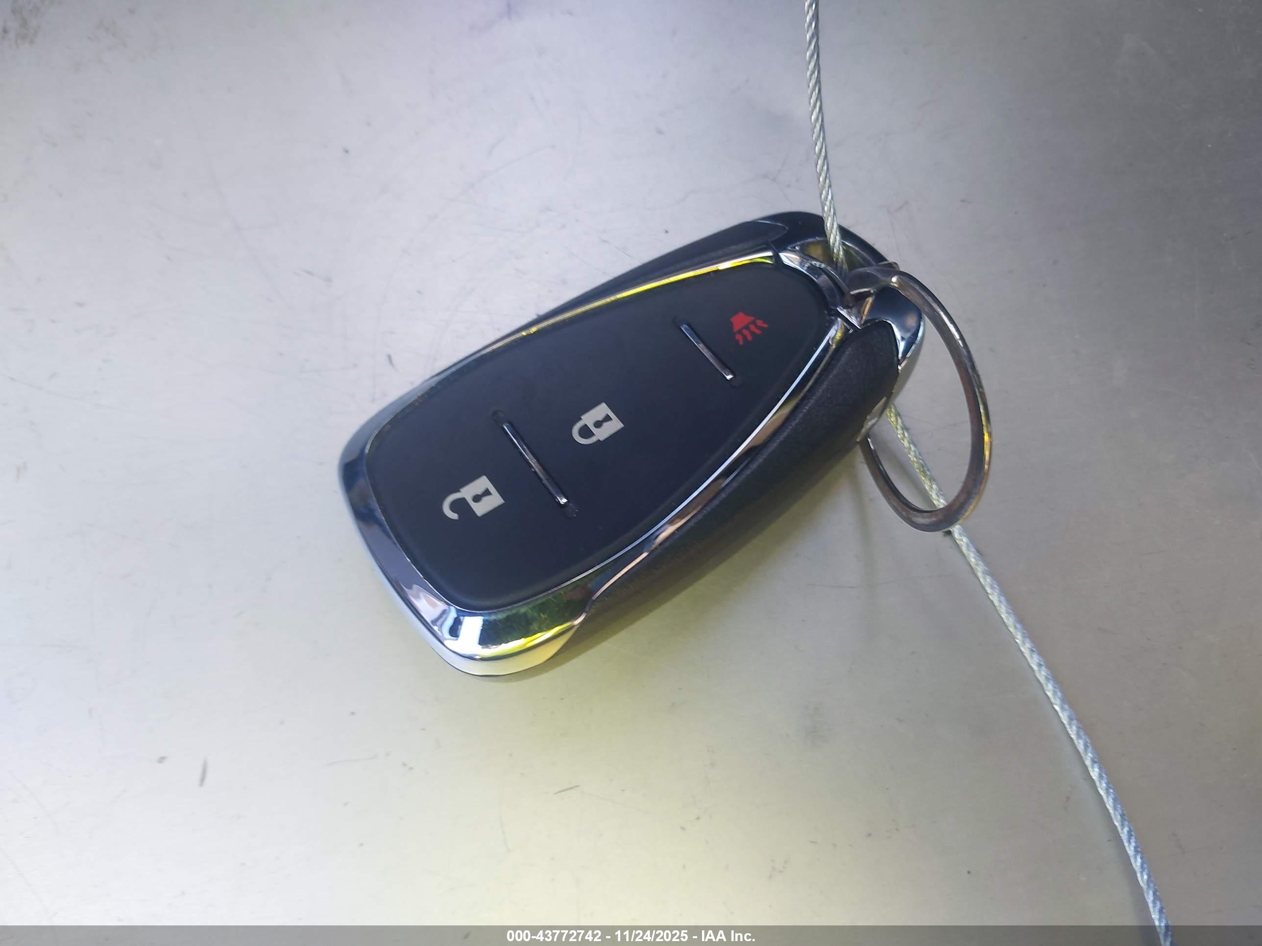 CHEVROLET TRAVERSE image 11