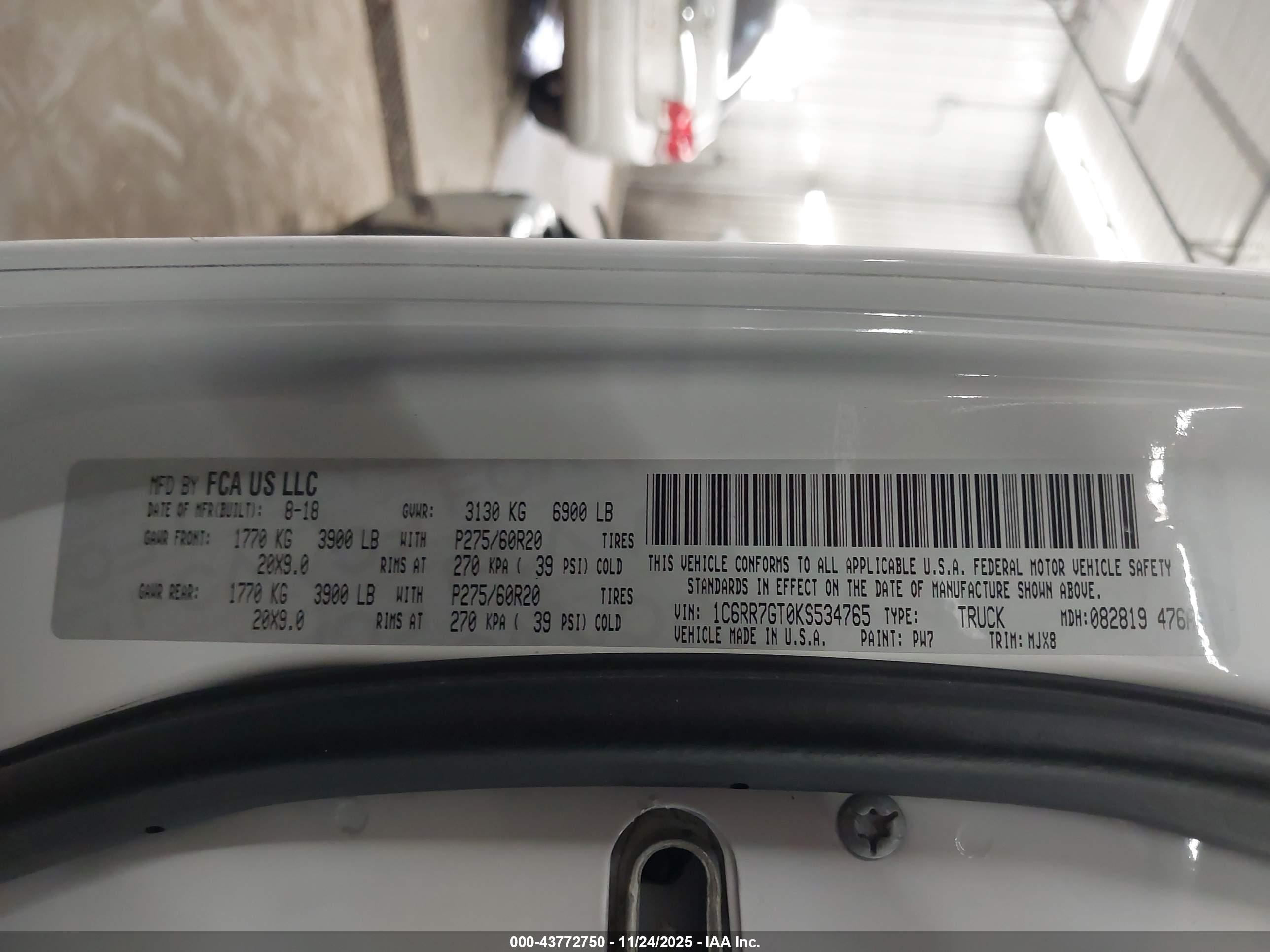 RAM 1500 image 9