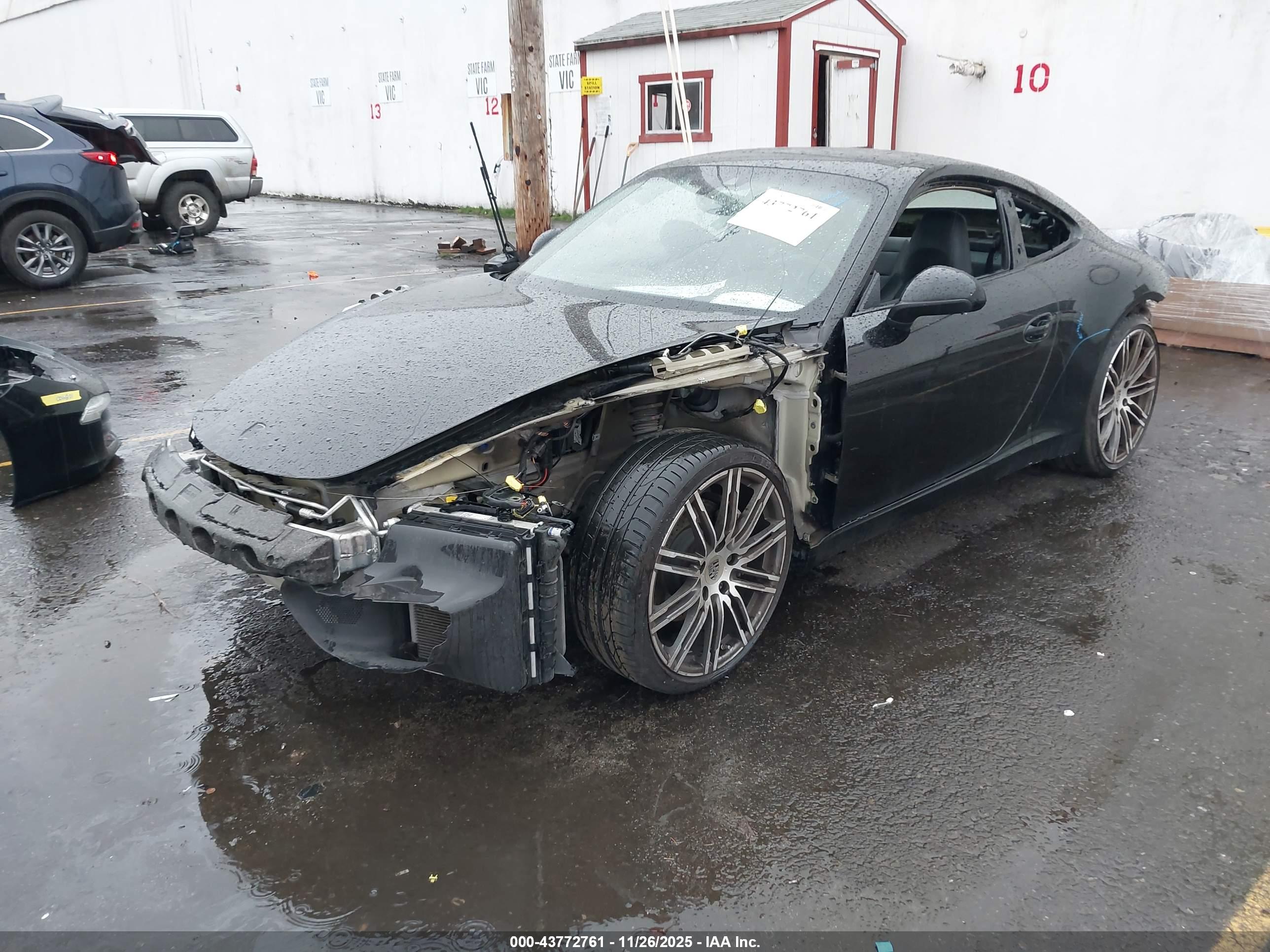 PORSCHE 911 image 2
