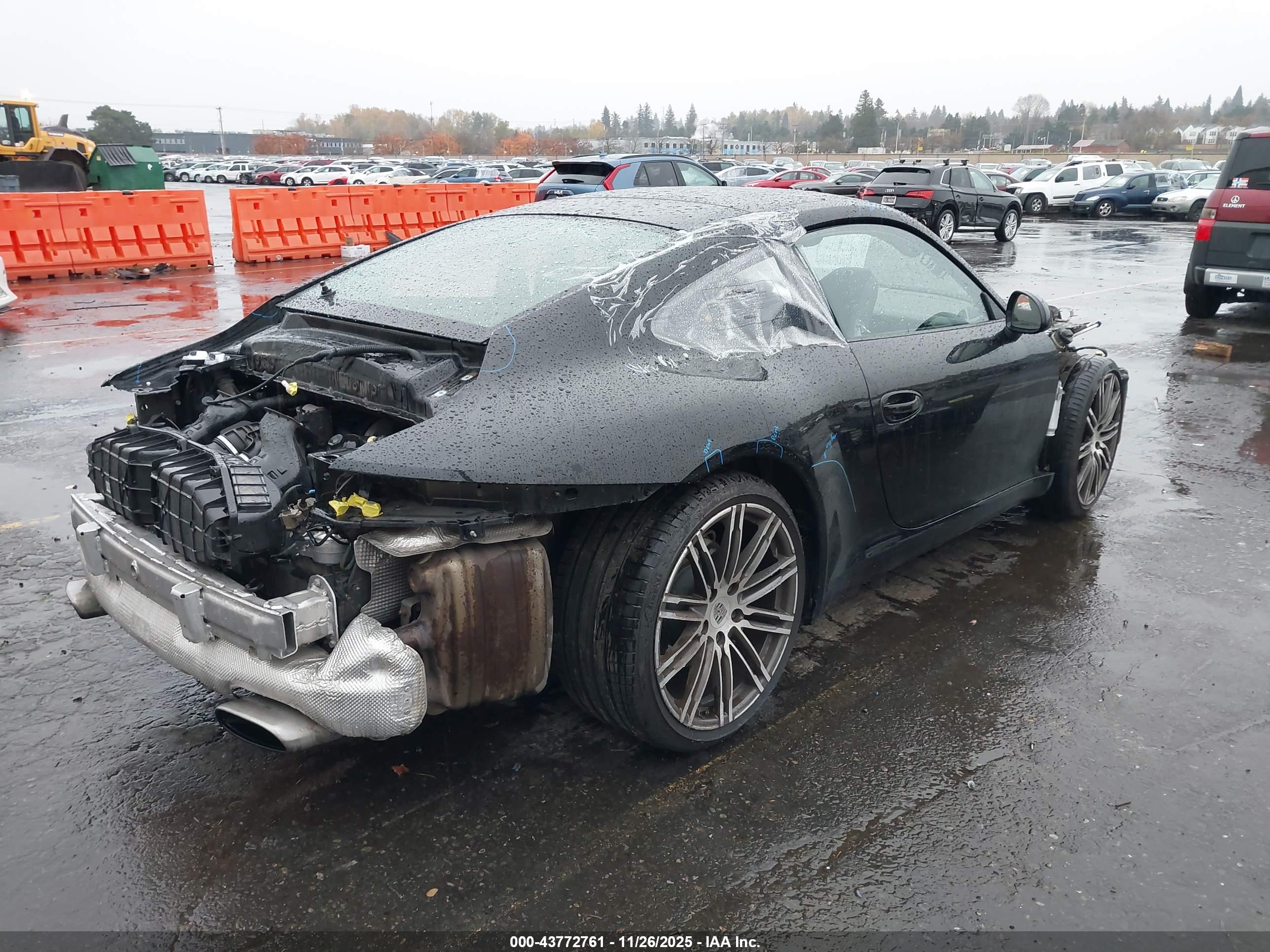 PORSCHE 911 image 4