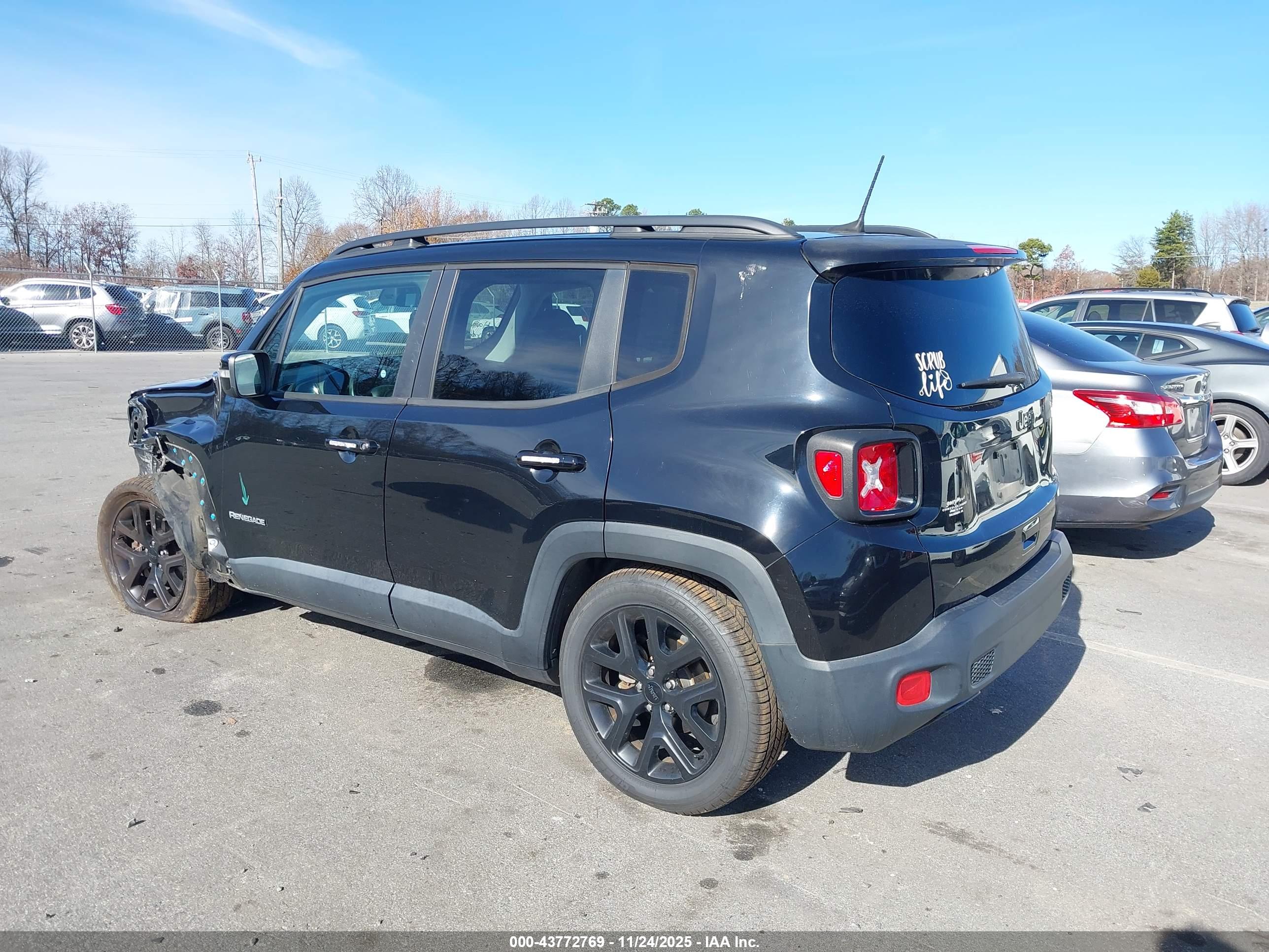 JEEP RENEGADE image 3