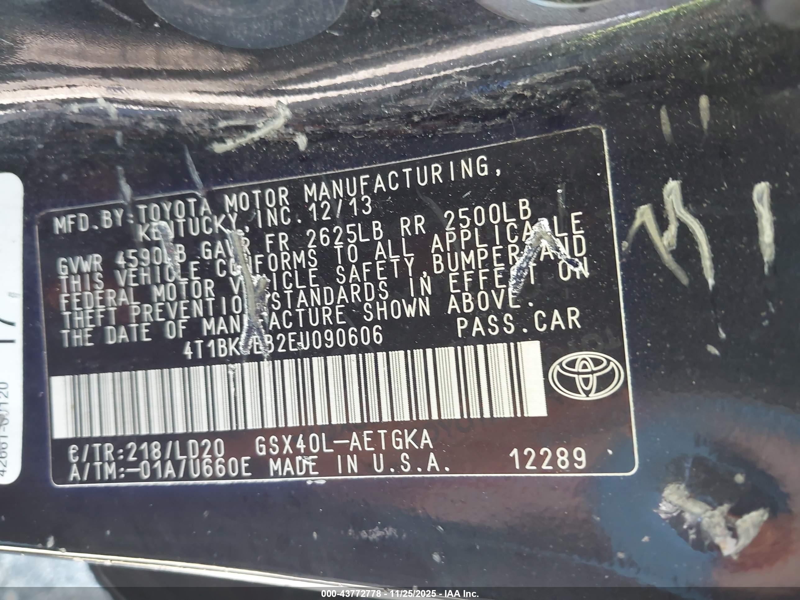TOYOTA AVALON image 9
