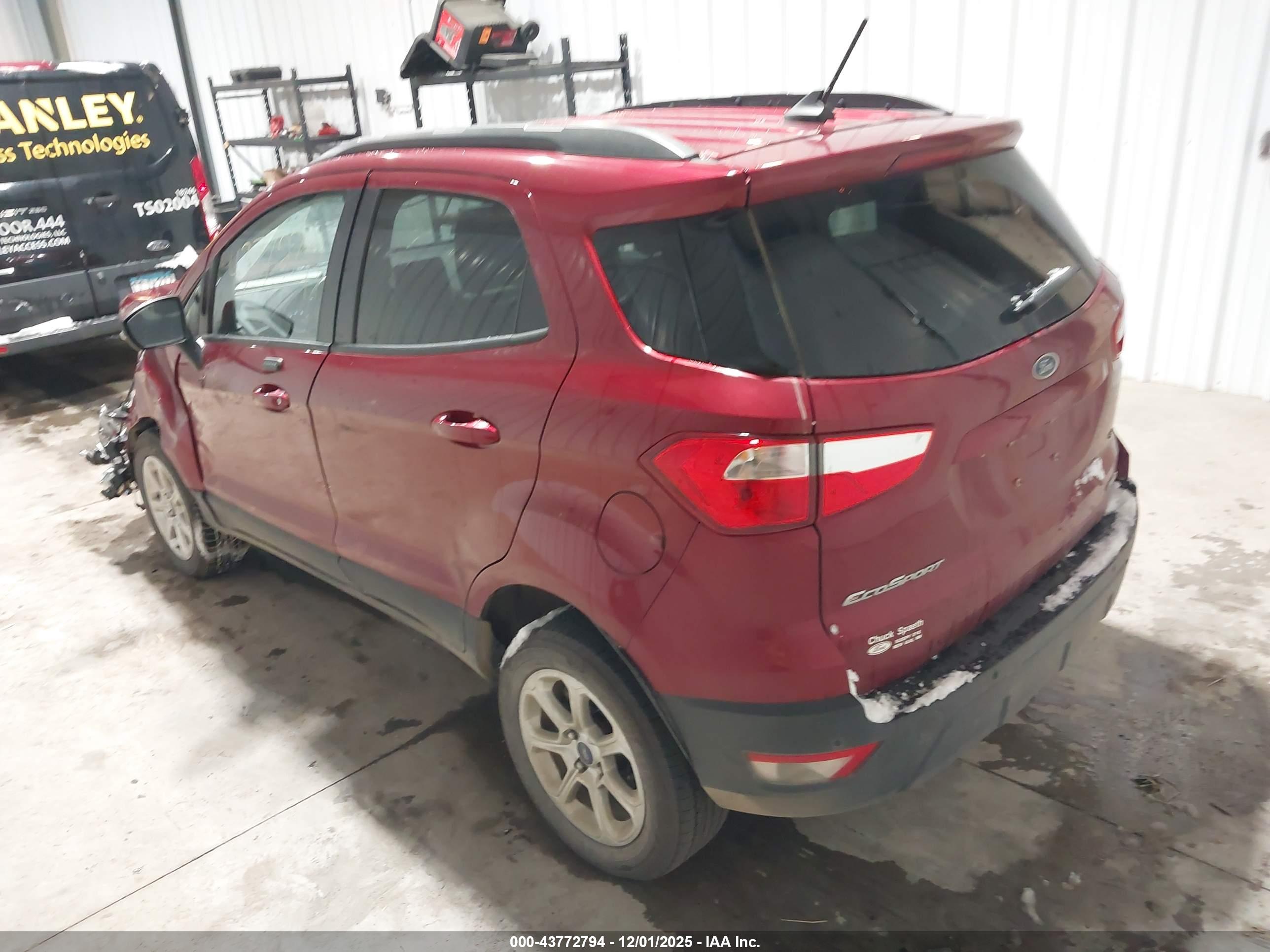 FORD ECOSPORT image 3