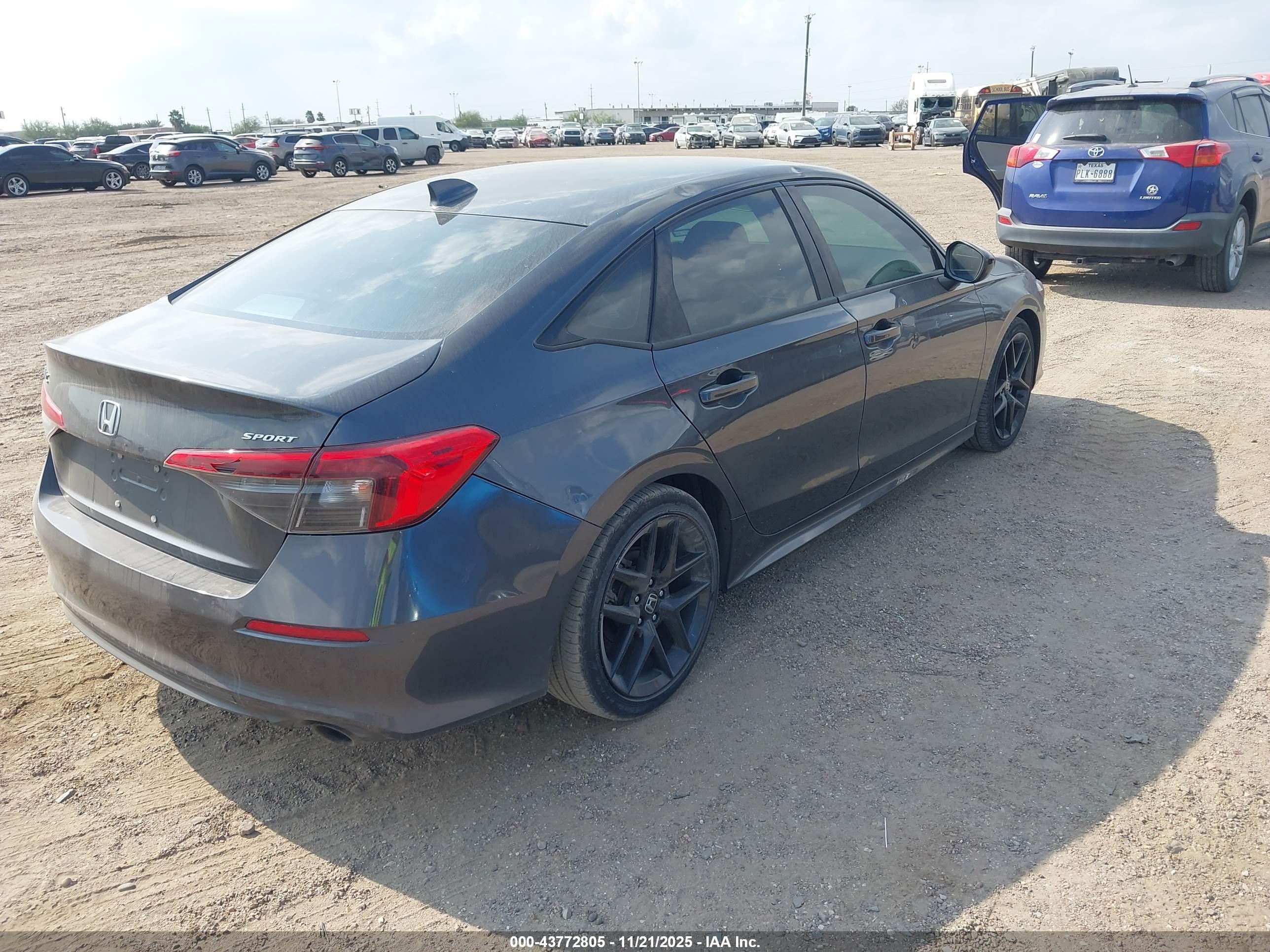 HONDA CIVIC image 4