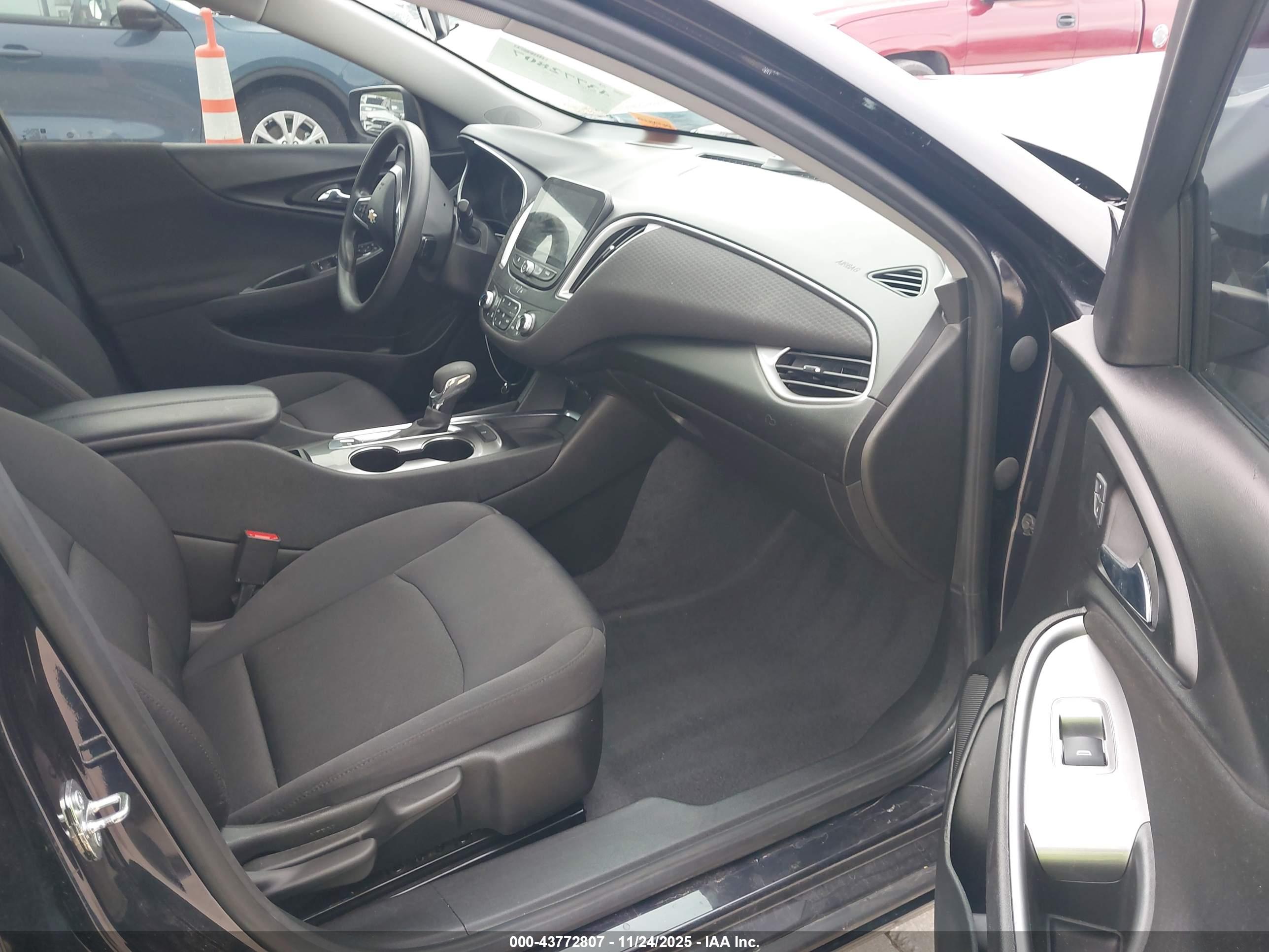 CHEVROLET MALIBU image 5