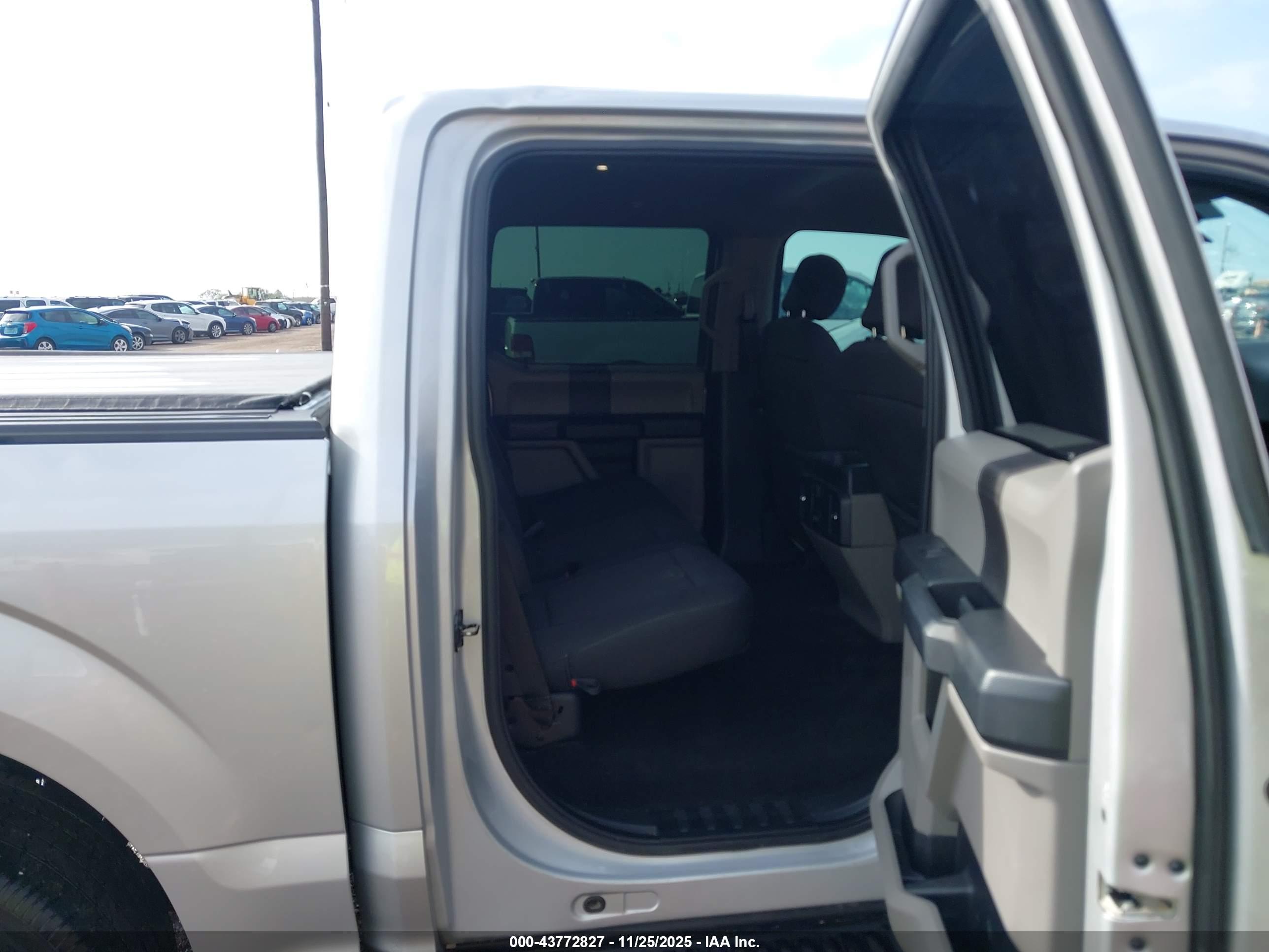 FORD F-150 image 8