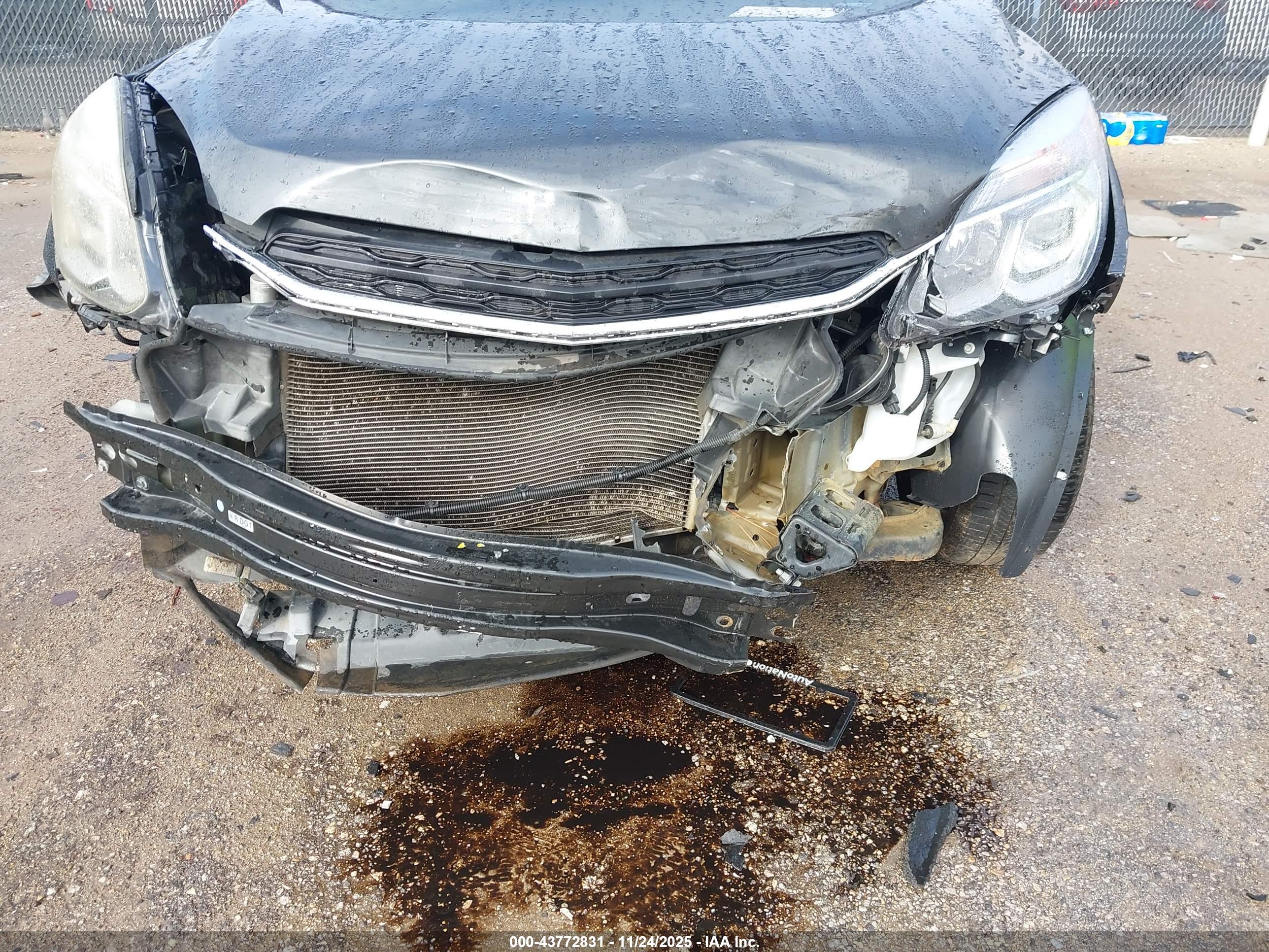 CHEVROLET EQUINOX image 6