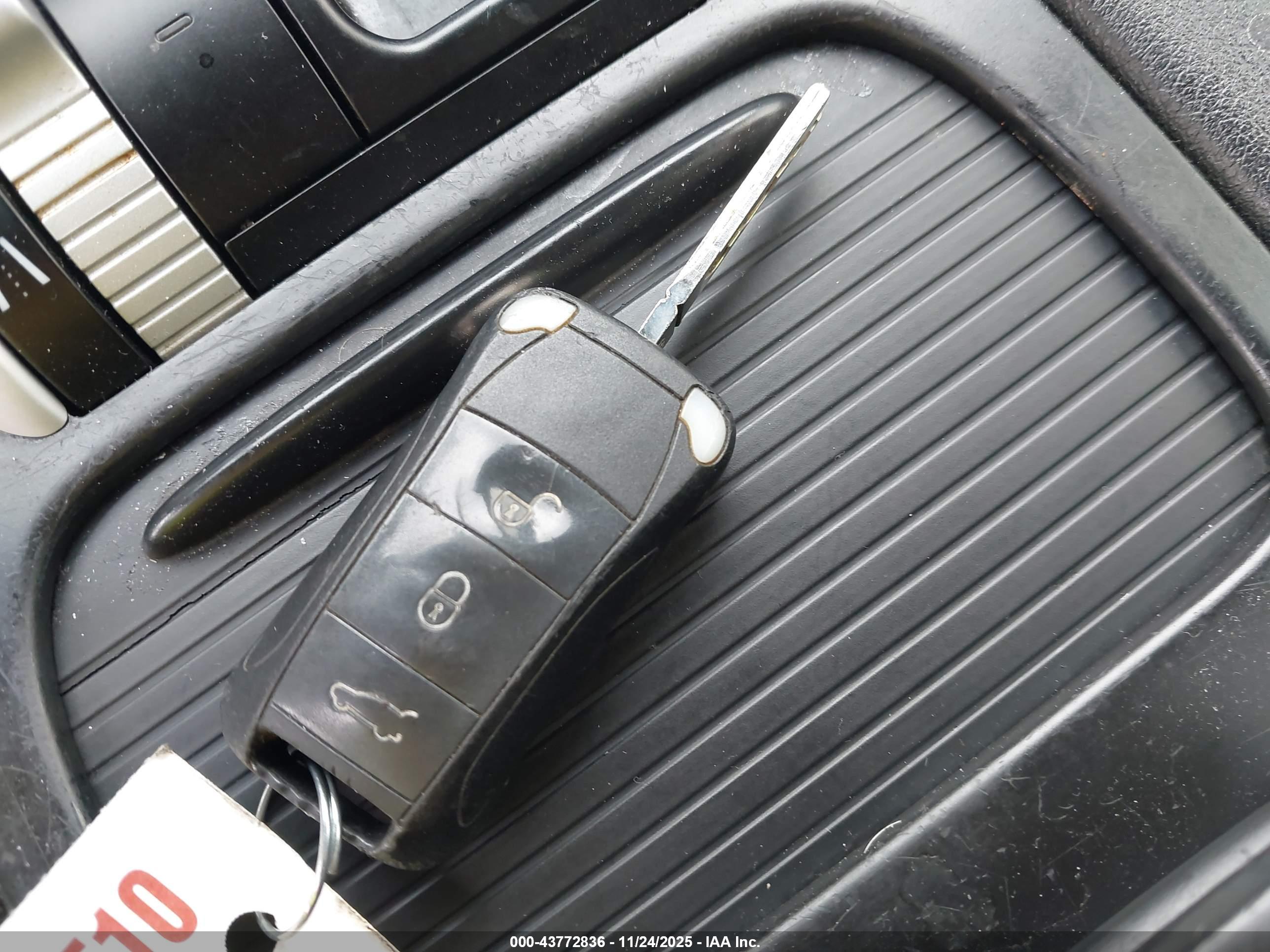 PORSCHE CAYENNE image 11