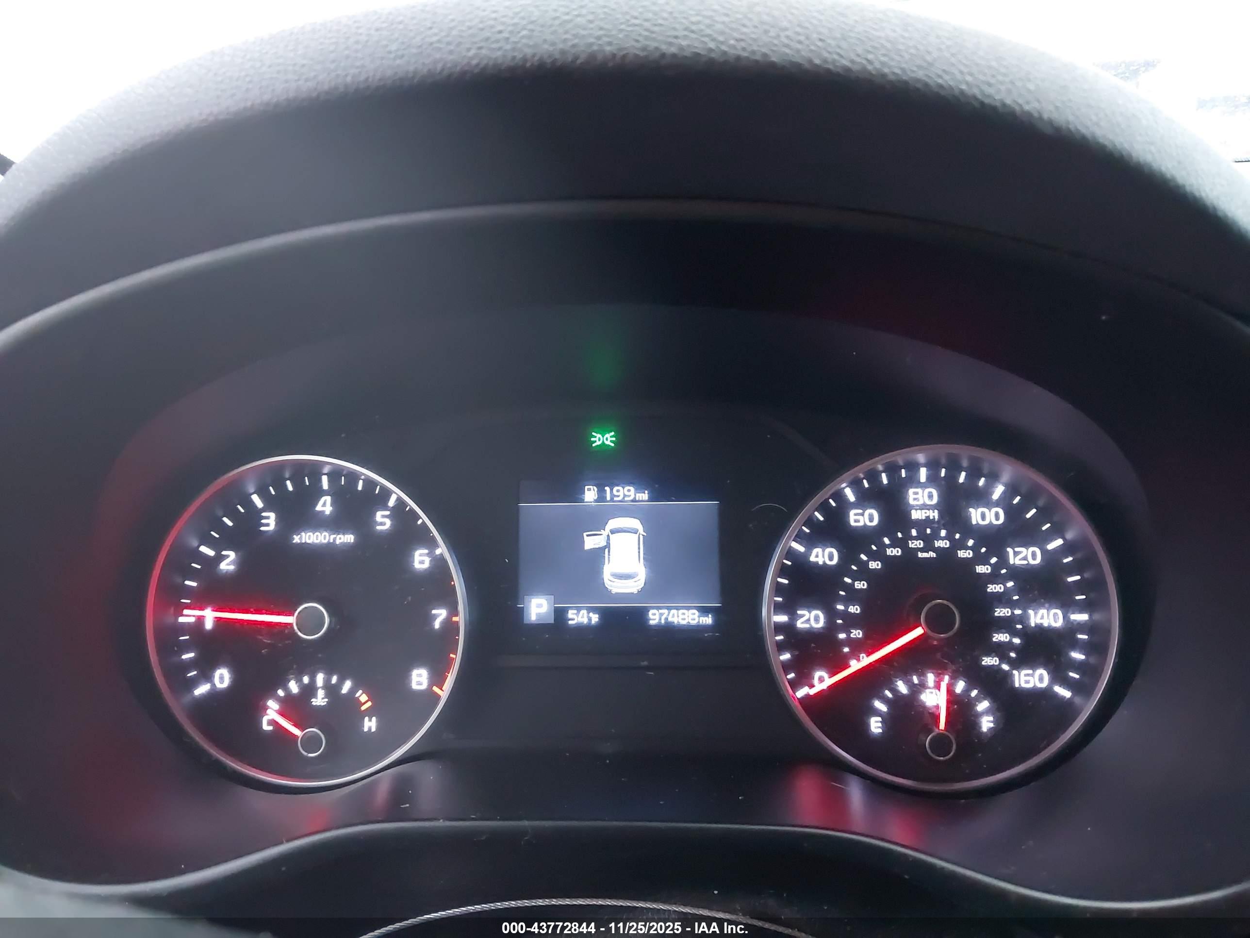 KIA SPORTAGE image 7