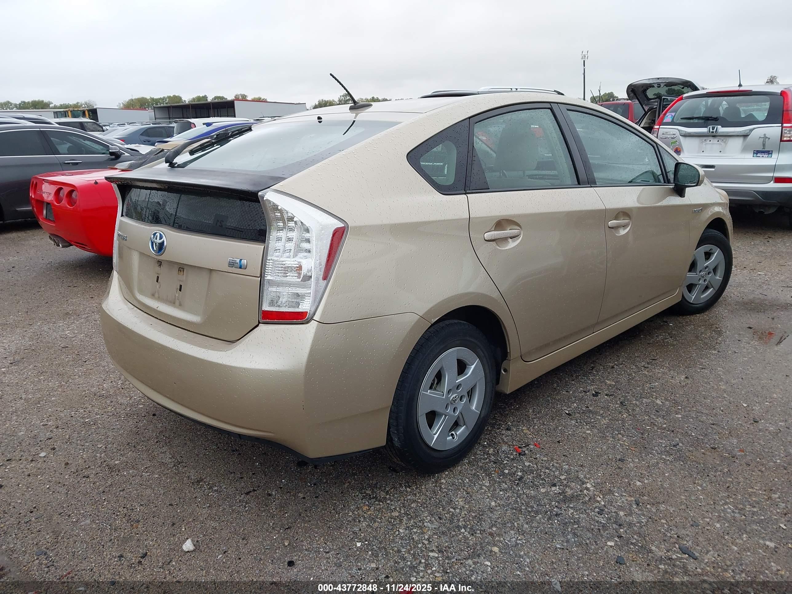 TOYOTA PRIUS image 4