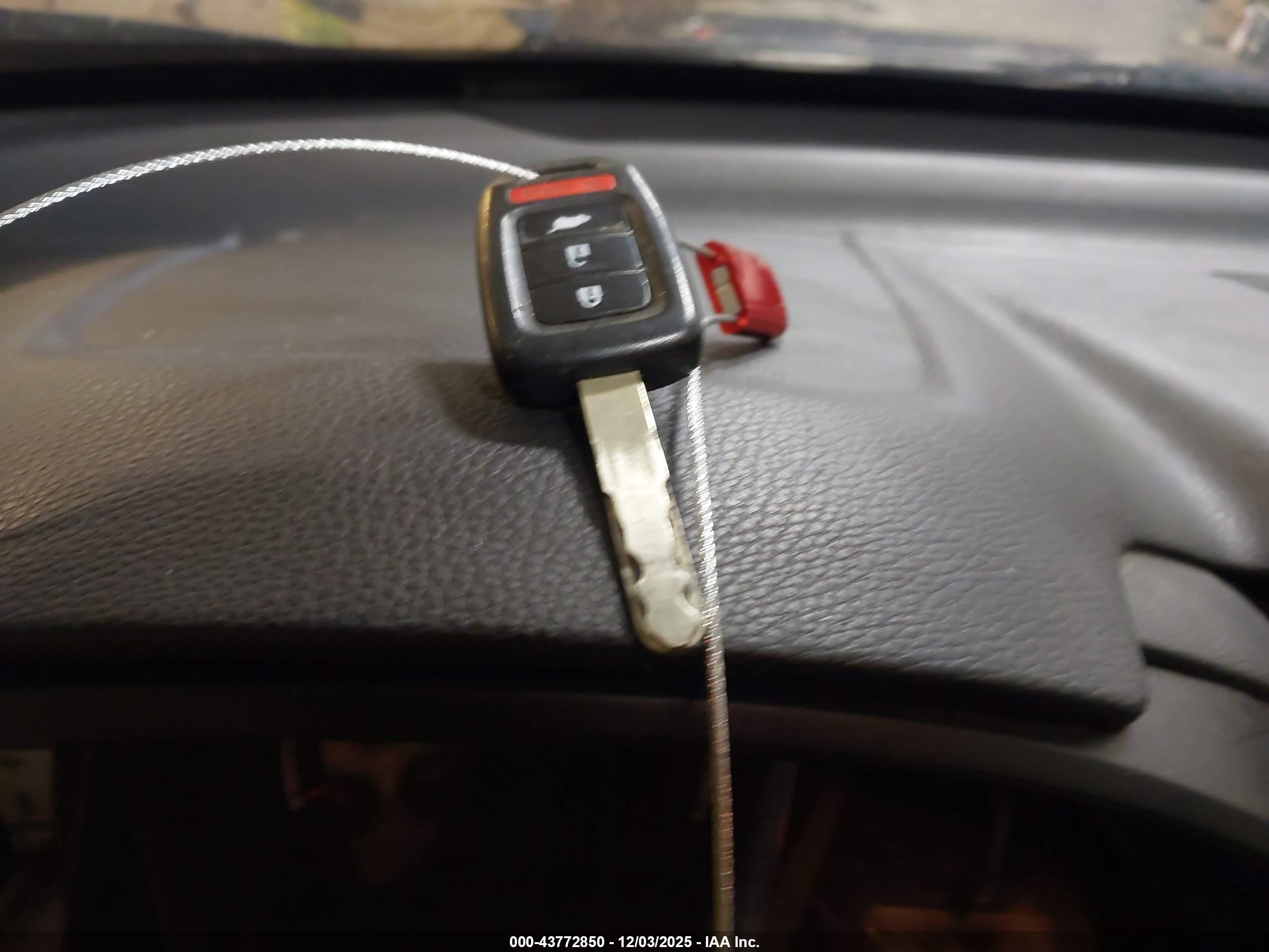 HONDA CR-V image 11