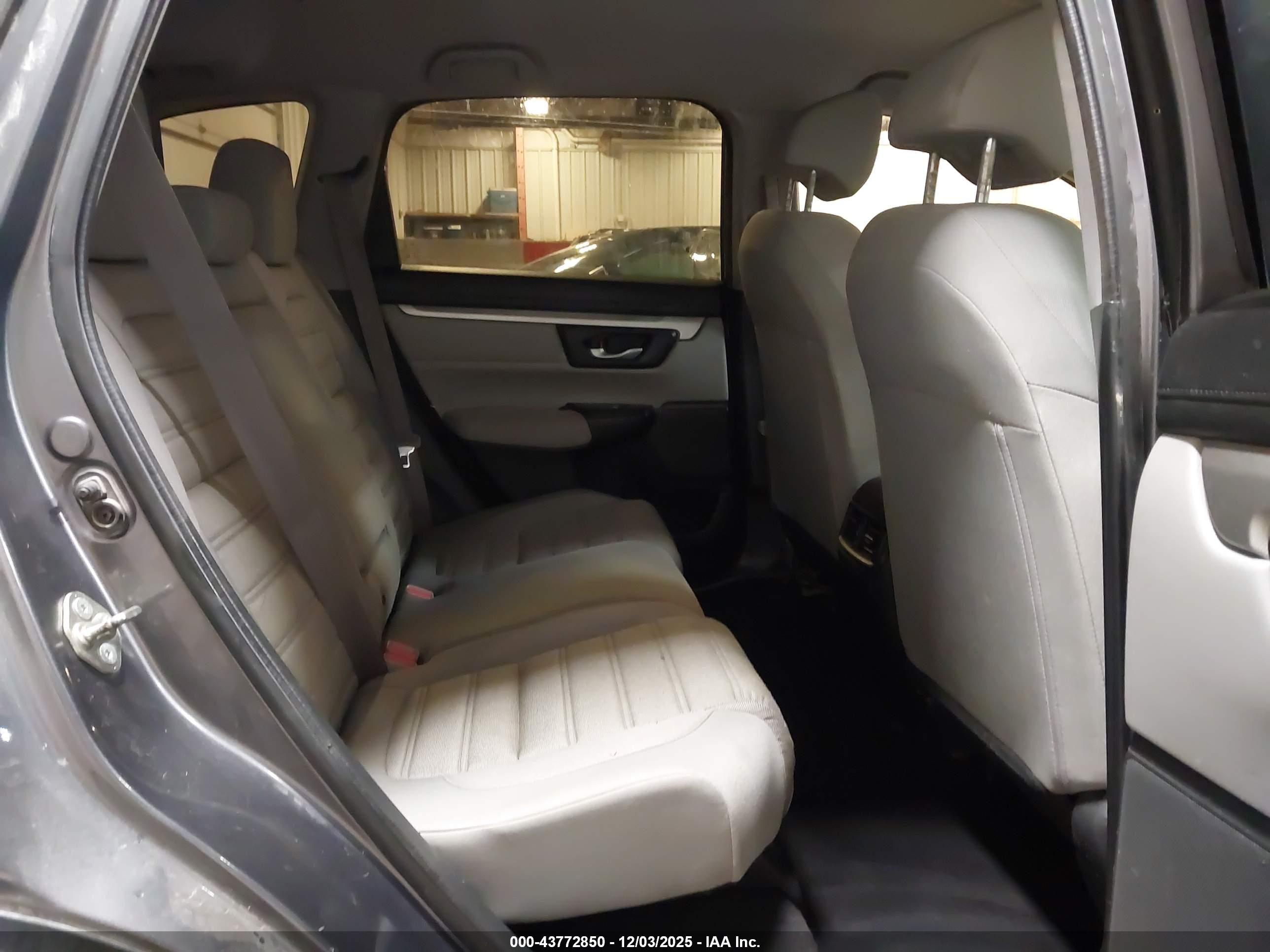 HONDA CR-V image 8