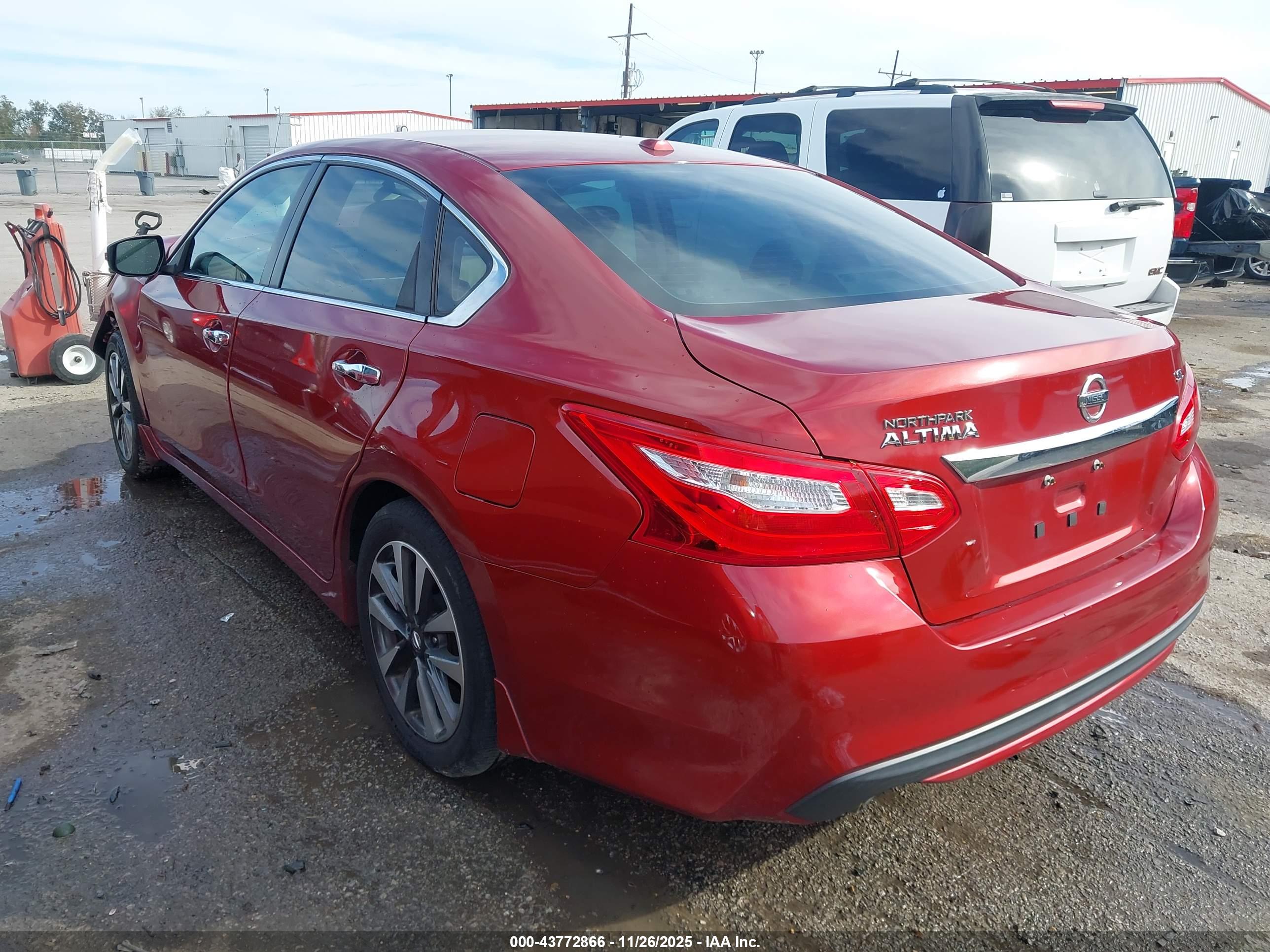 NISSAN ALTIMA image 3