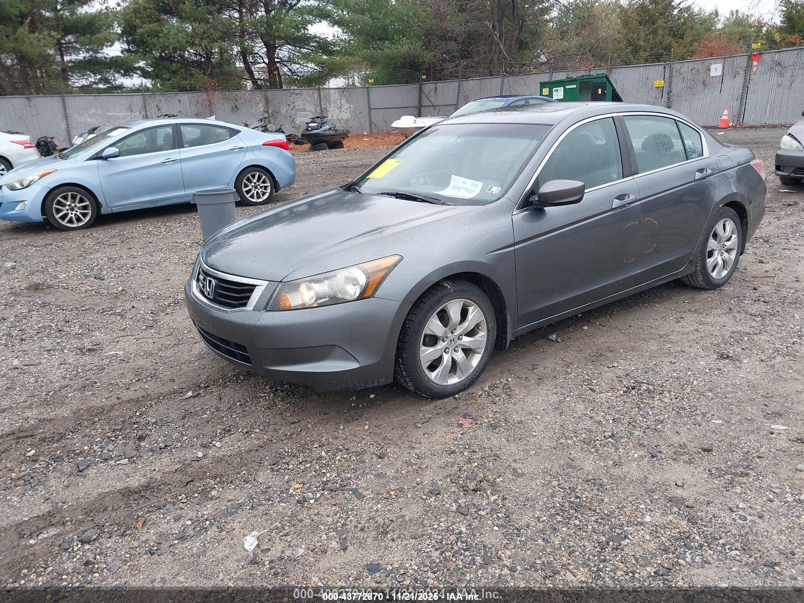 HONDA ACCORD image 2
