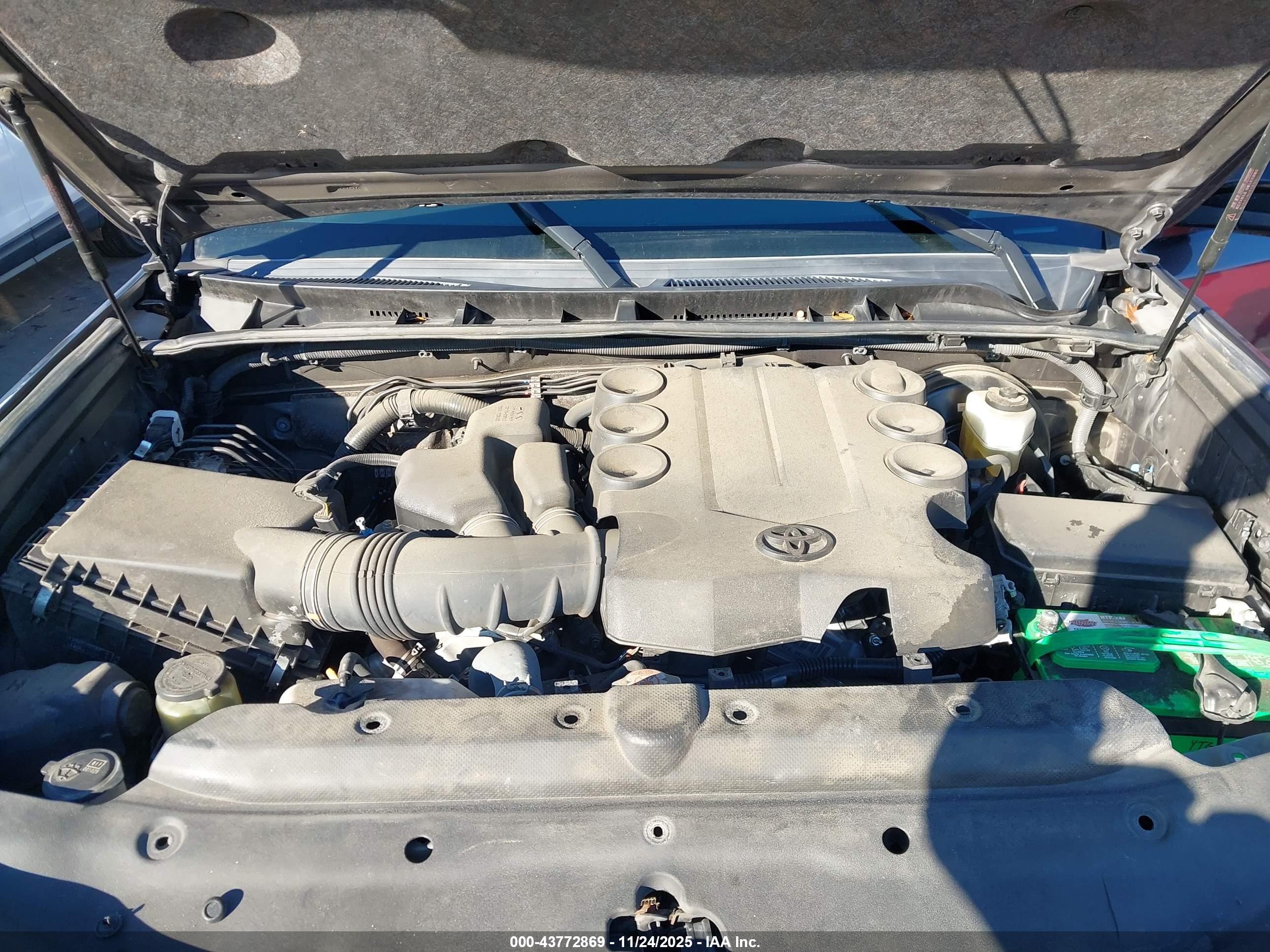 TOYOTA 4RUNNER image 10