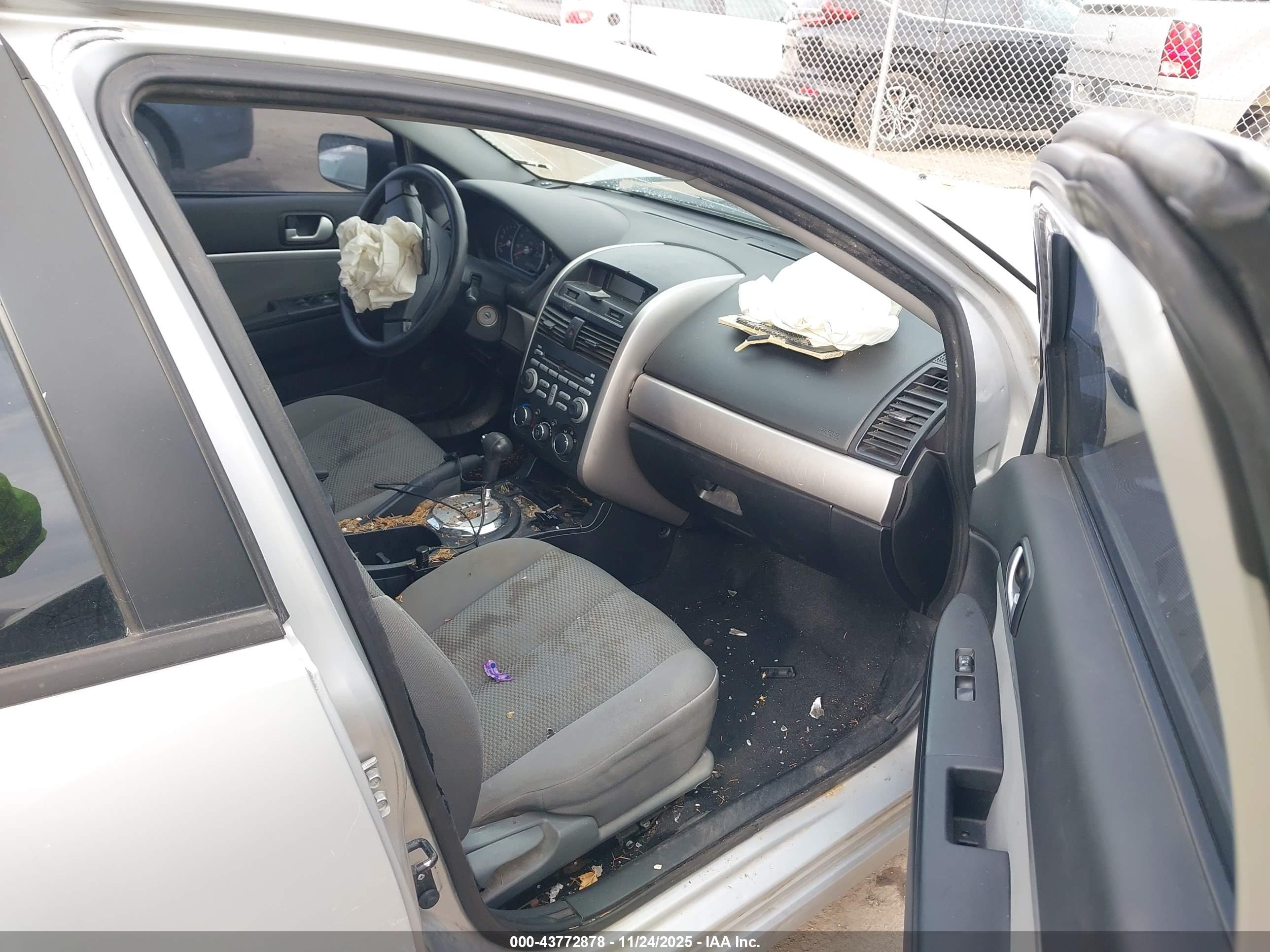MITSUBISHI GALANT image 5