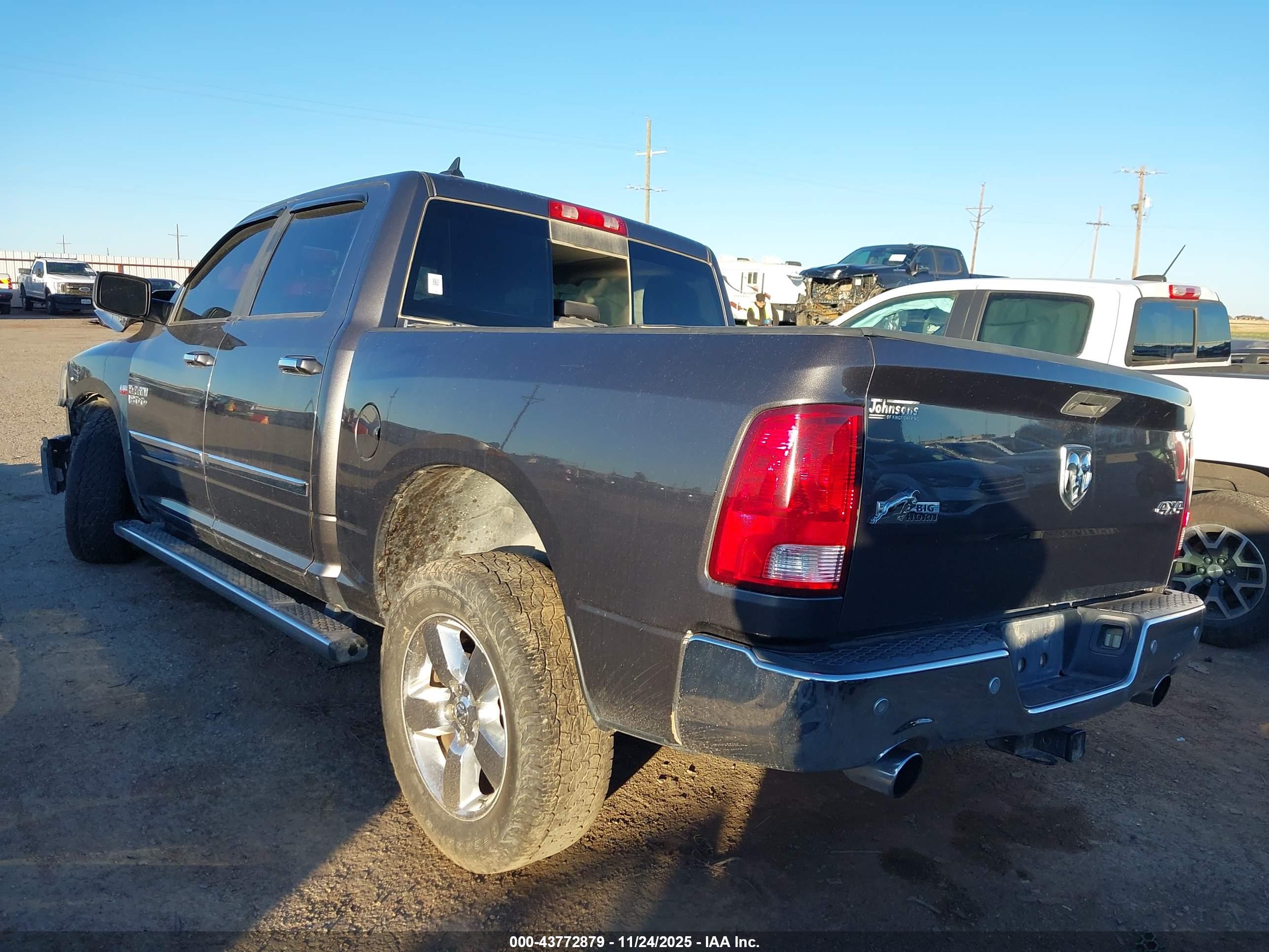 RAM 1500 image 3