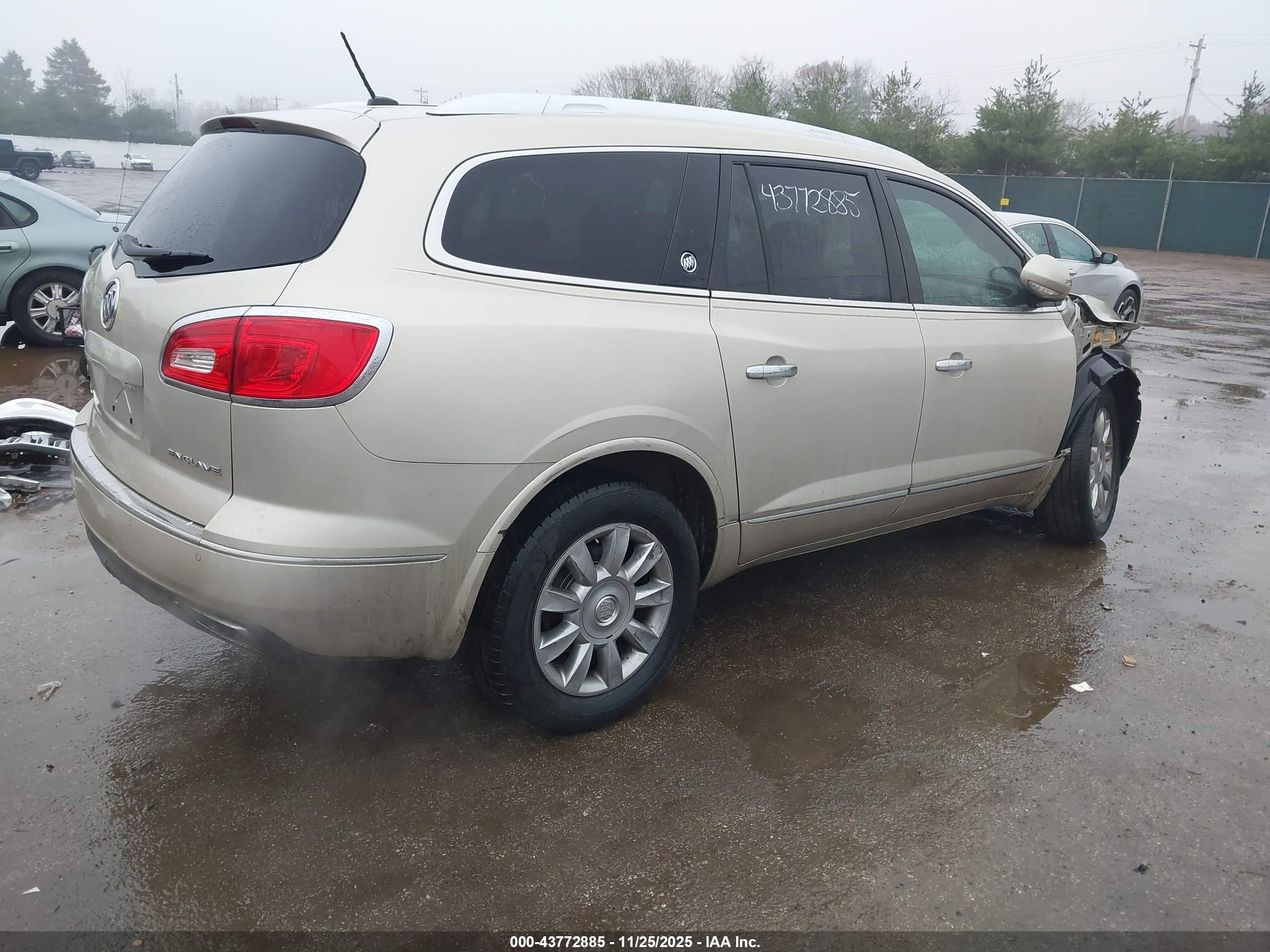 BUICK ENCLAVE image 4