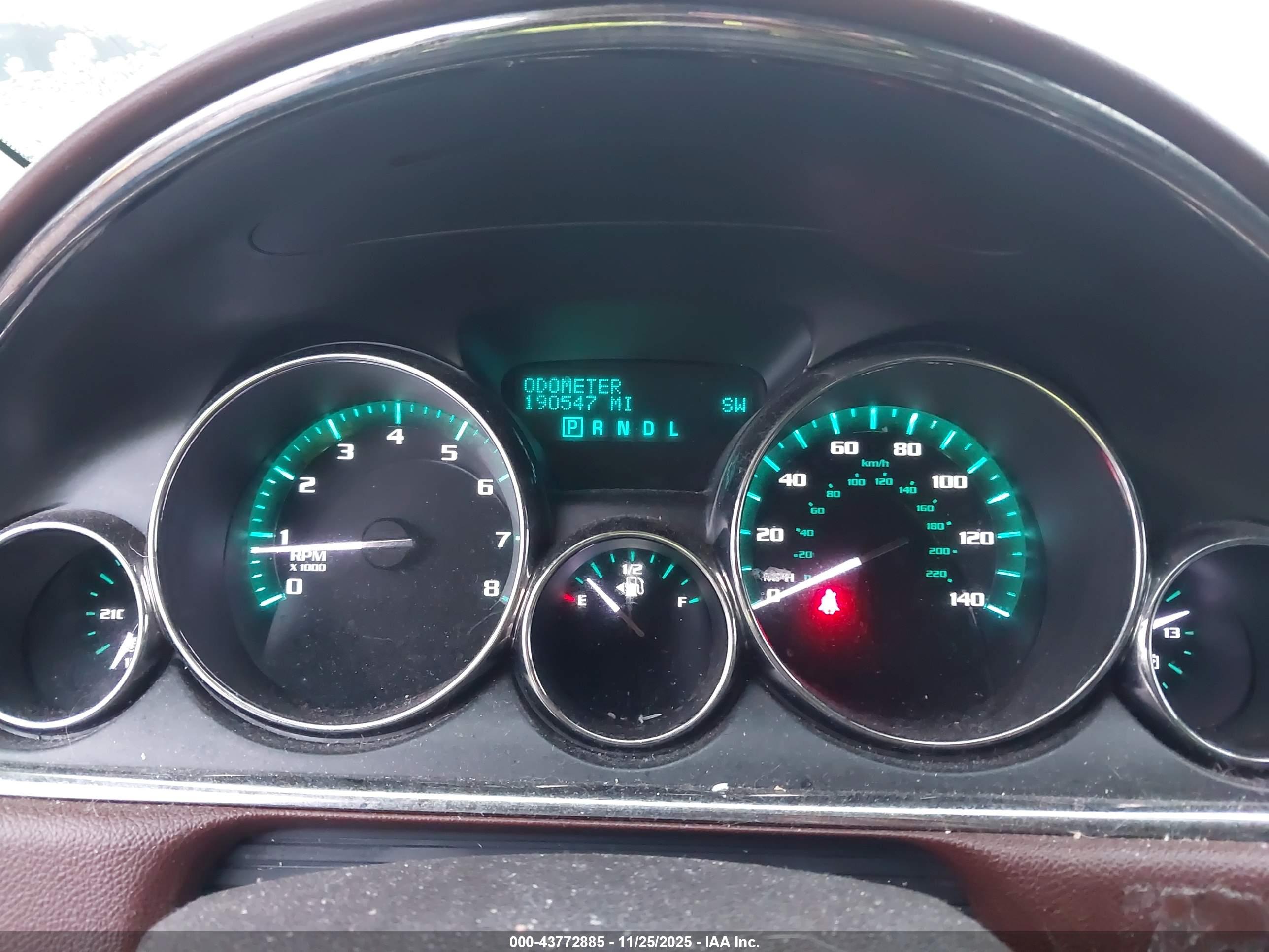 BUICK ENCLAVE image 7