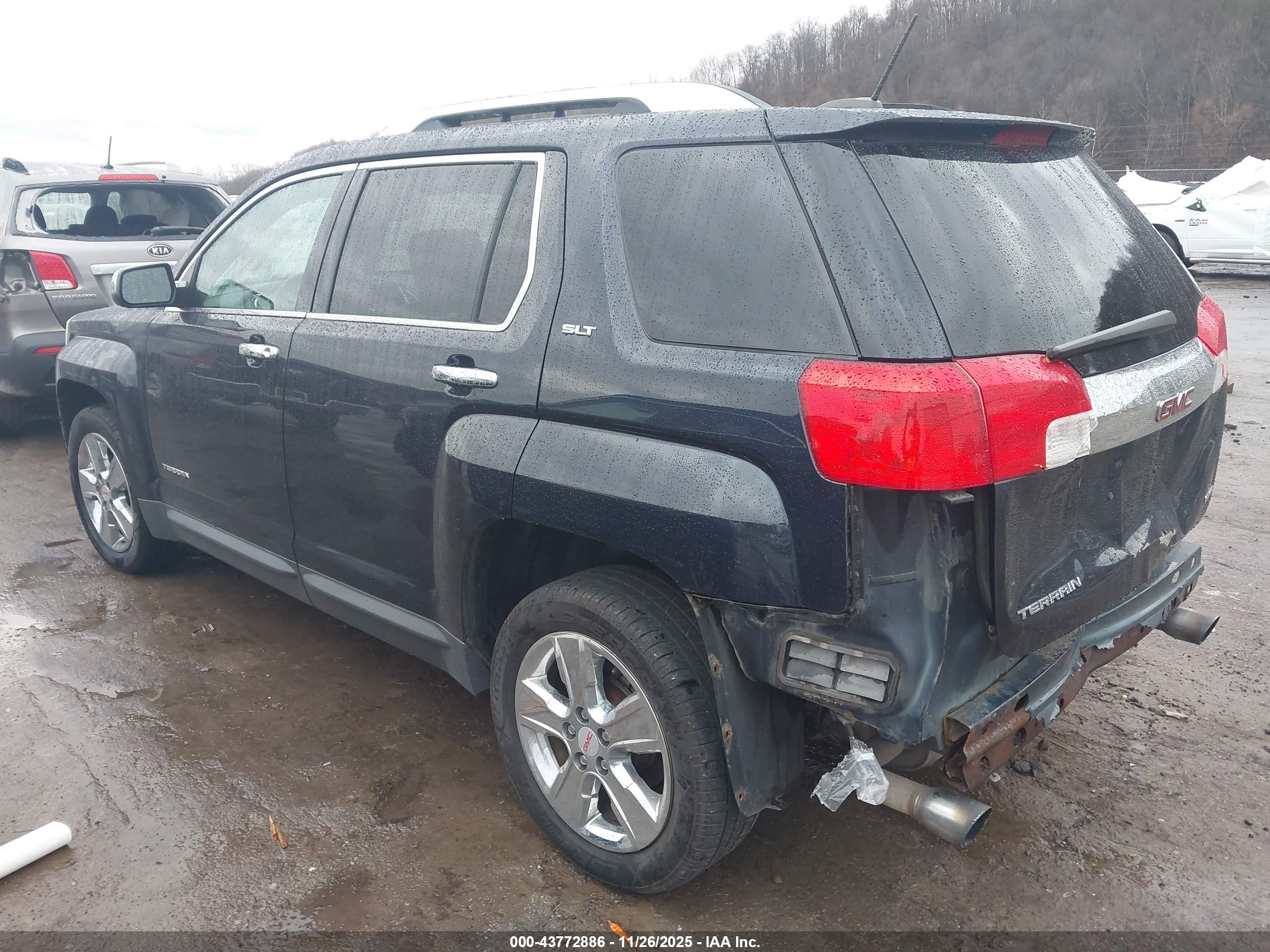 GMC TERRAIN image 3
