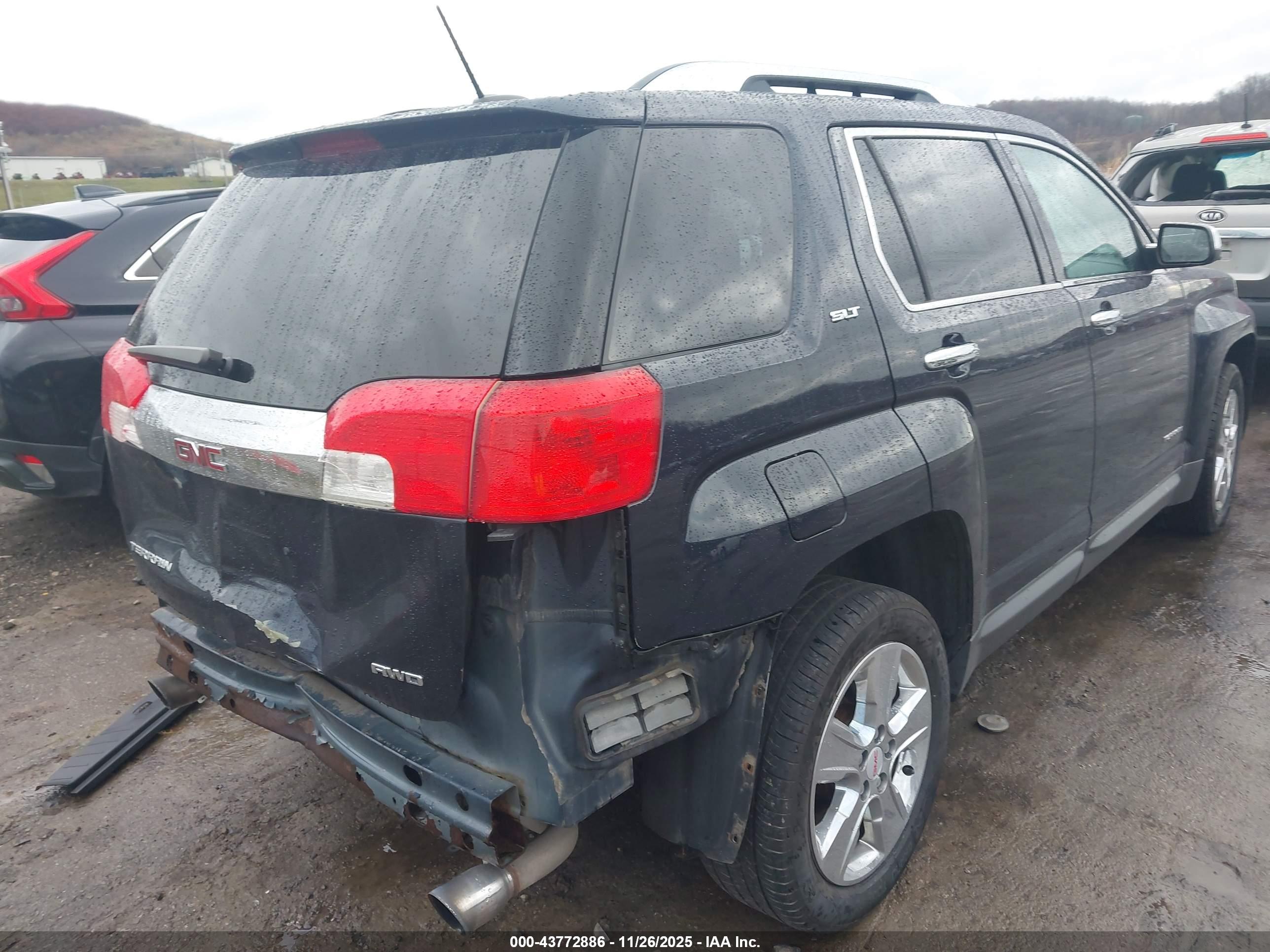 GMC TERRAIN image 4