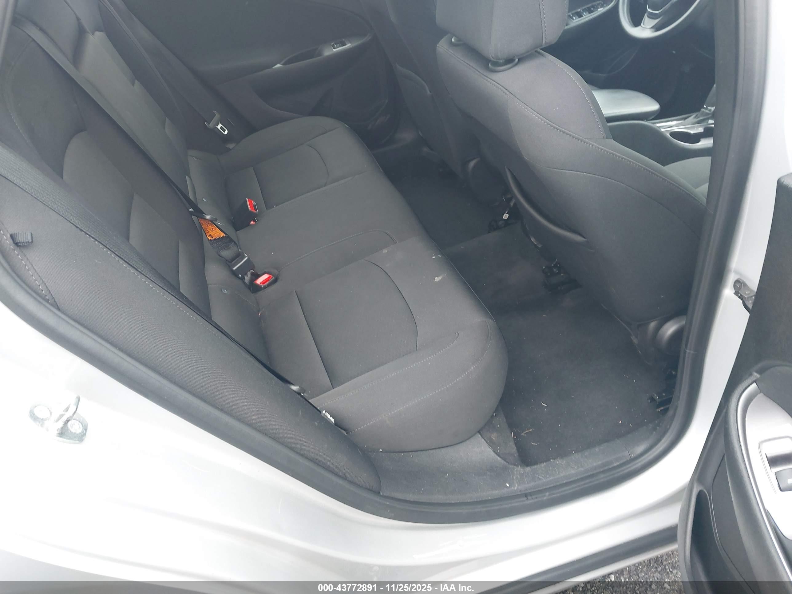 CHEVROLET MALIBU image 8