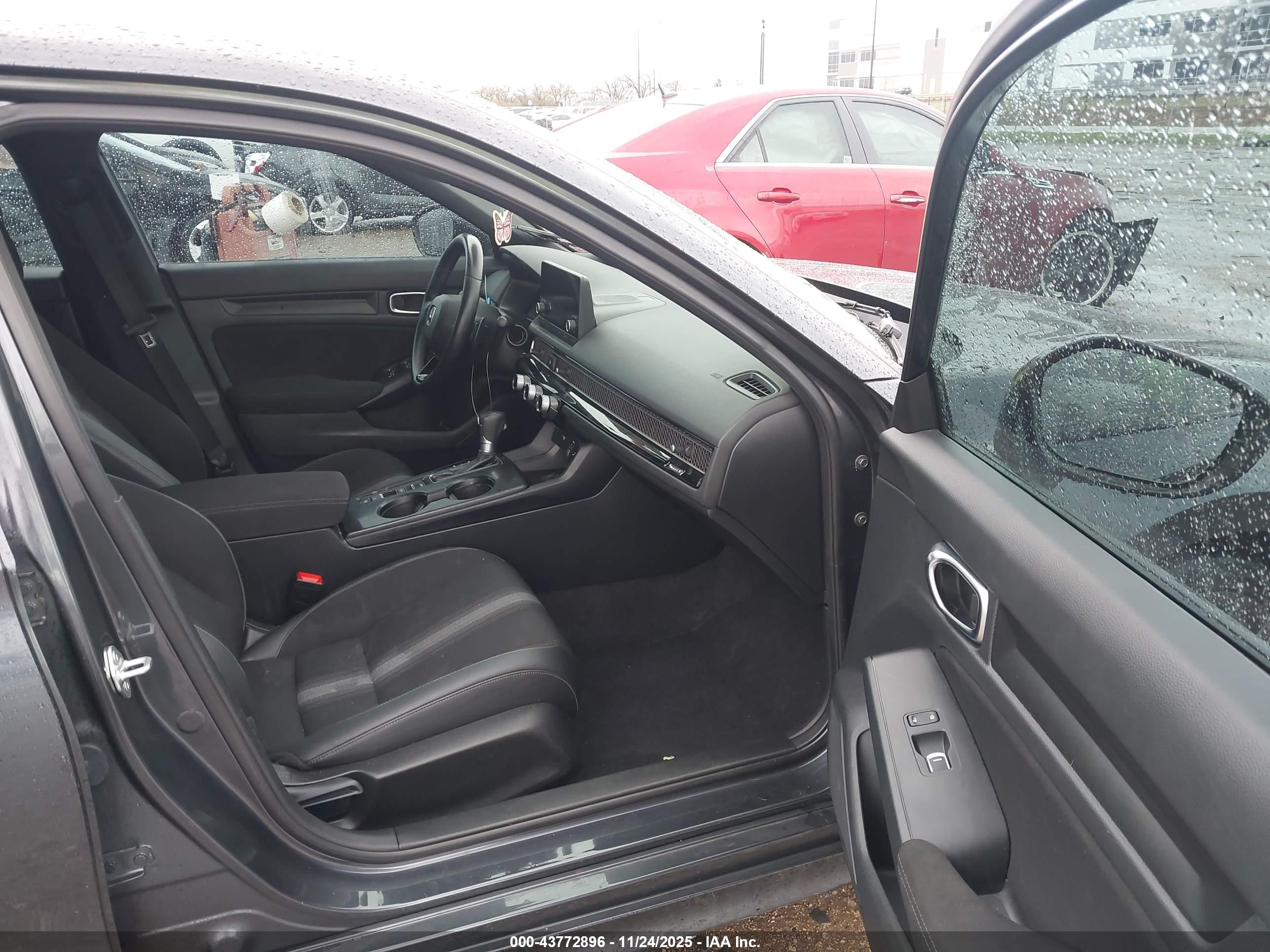 HONDA CIVIC image 5