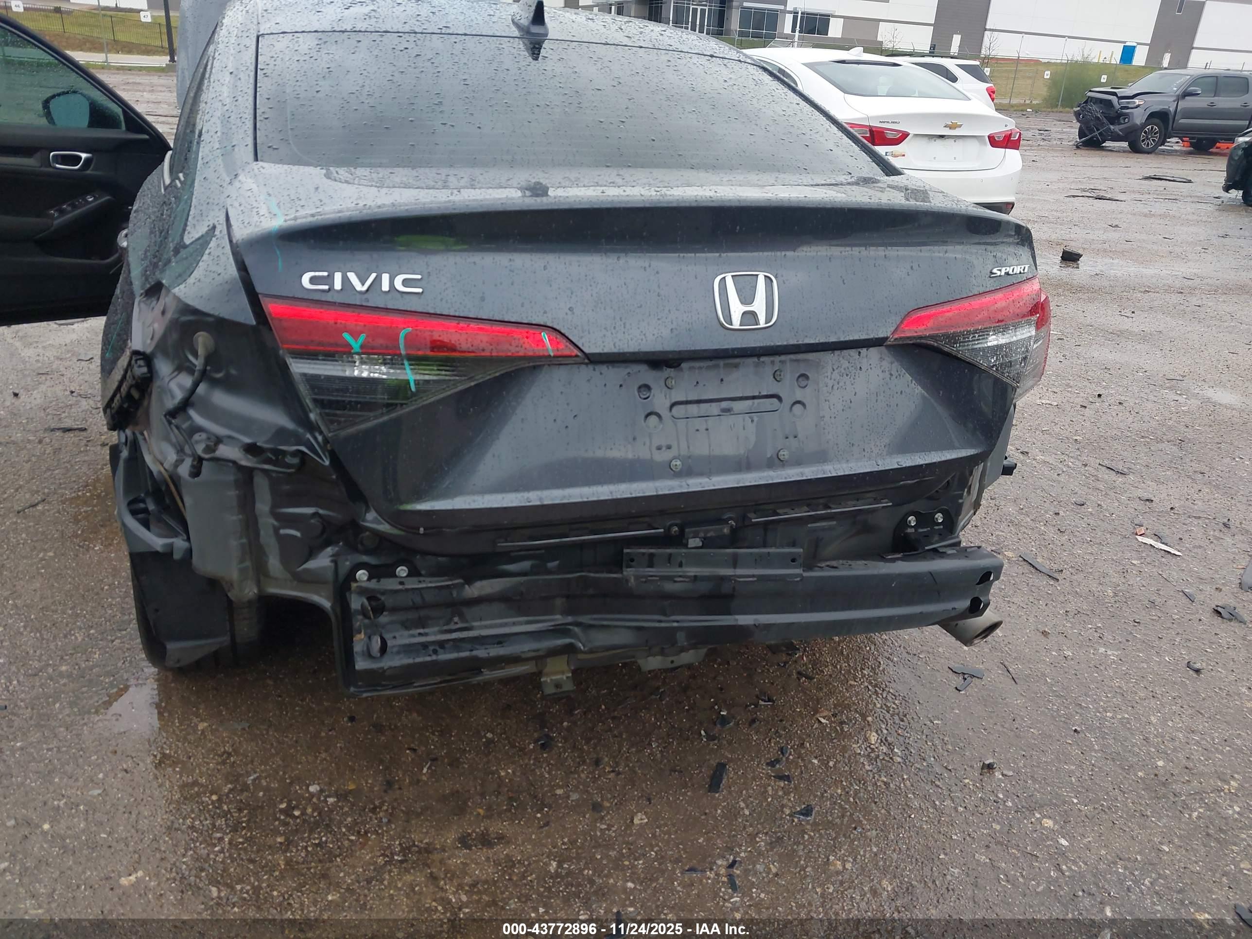 HONDA CIVIC image 6
