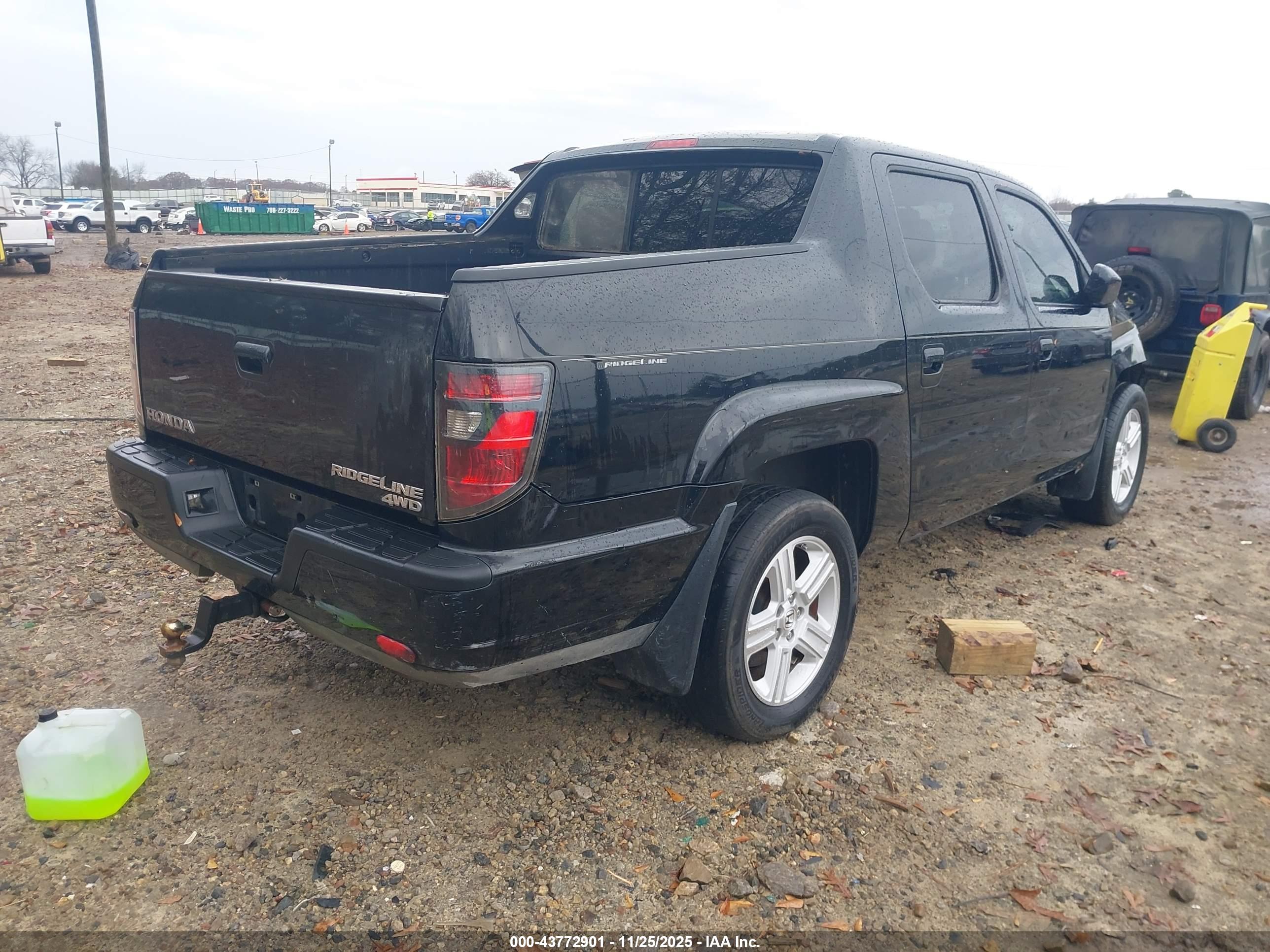 HONDA RIDGELINE image 4