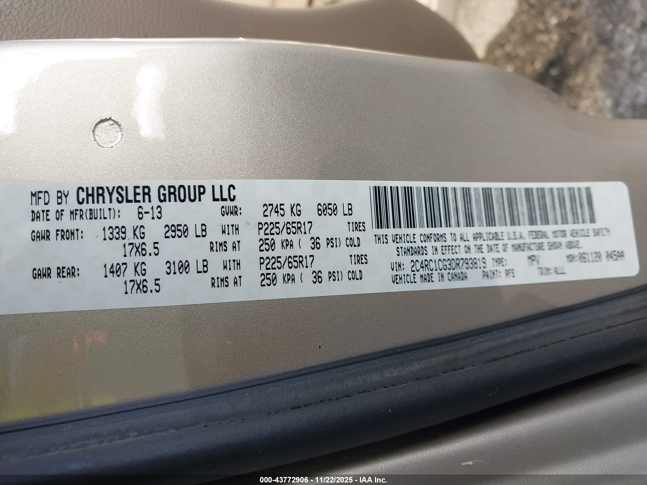 CHRYSLER TOWN image 9