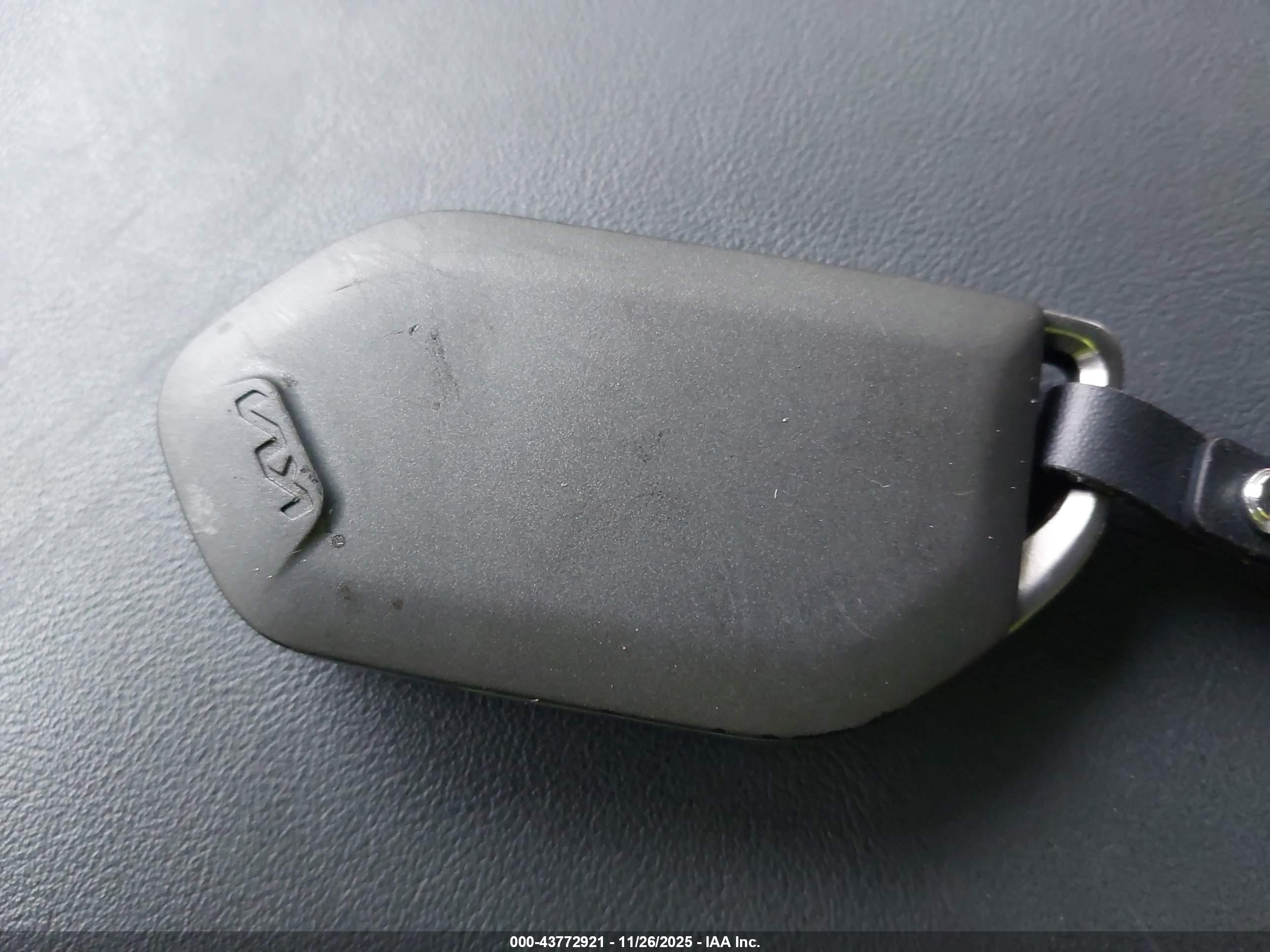 KIA SORENTO image 11