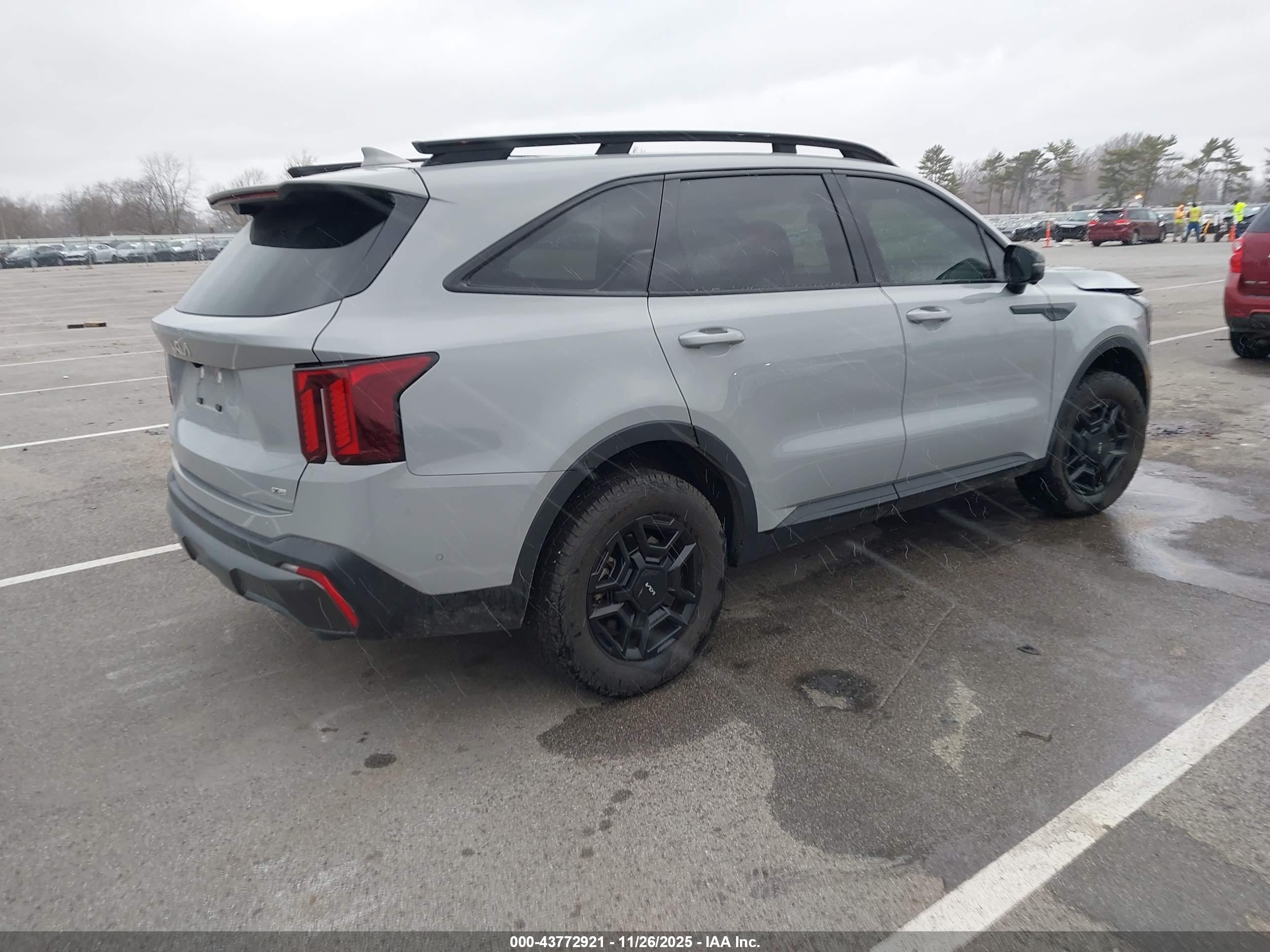 KIA SORENTO image 4