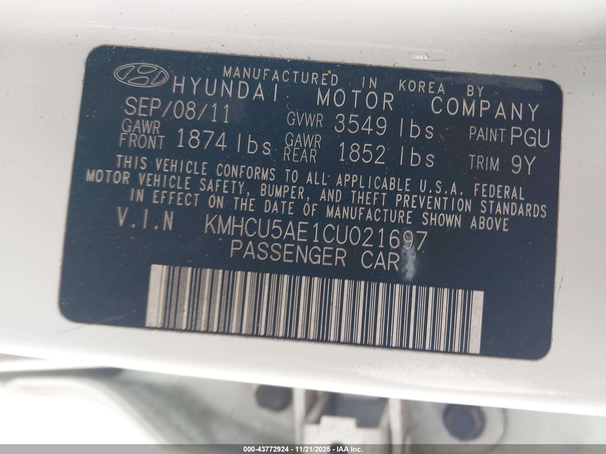 HYUNDAI ACCENT image 9
