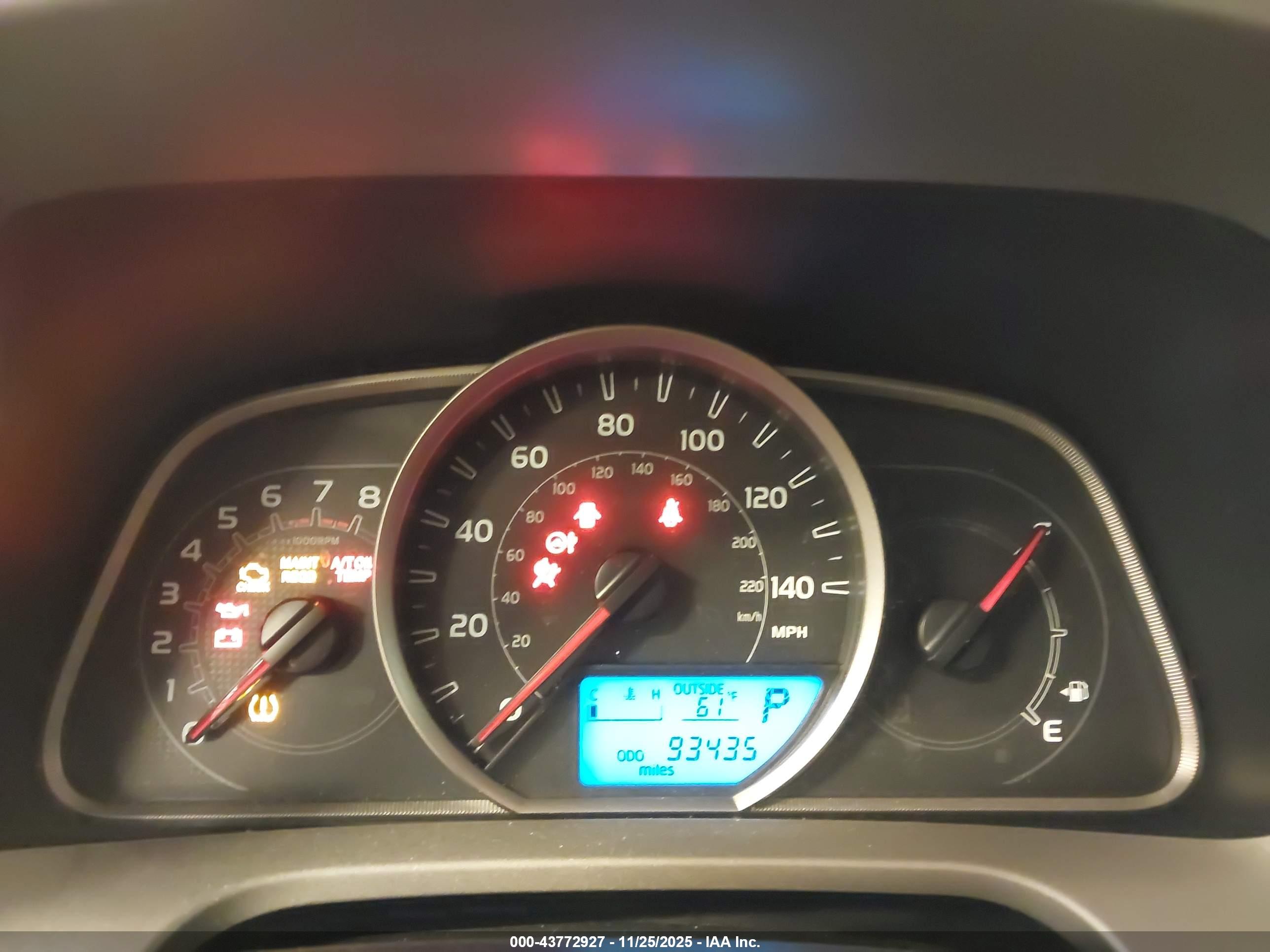 TOYOTA RAV4 image 7