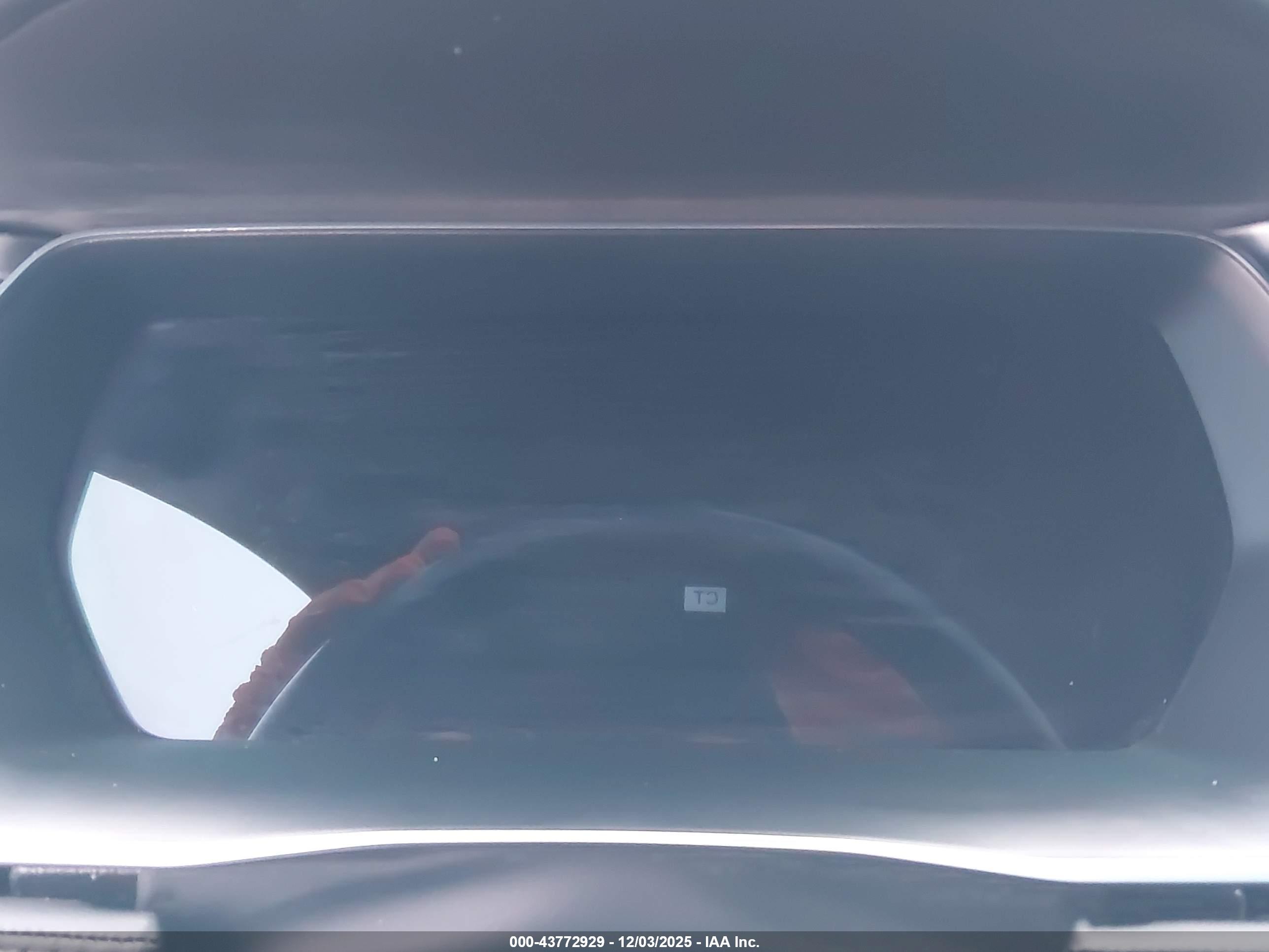 TESLA MODEL image 7