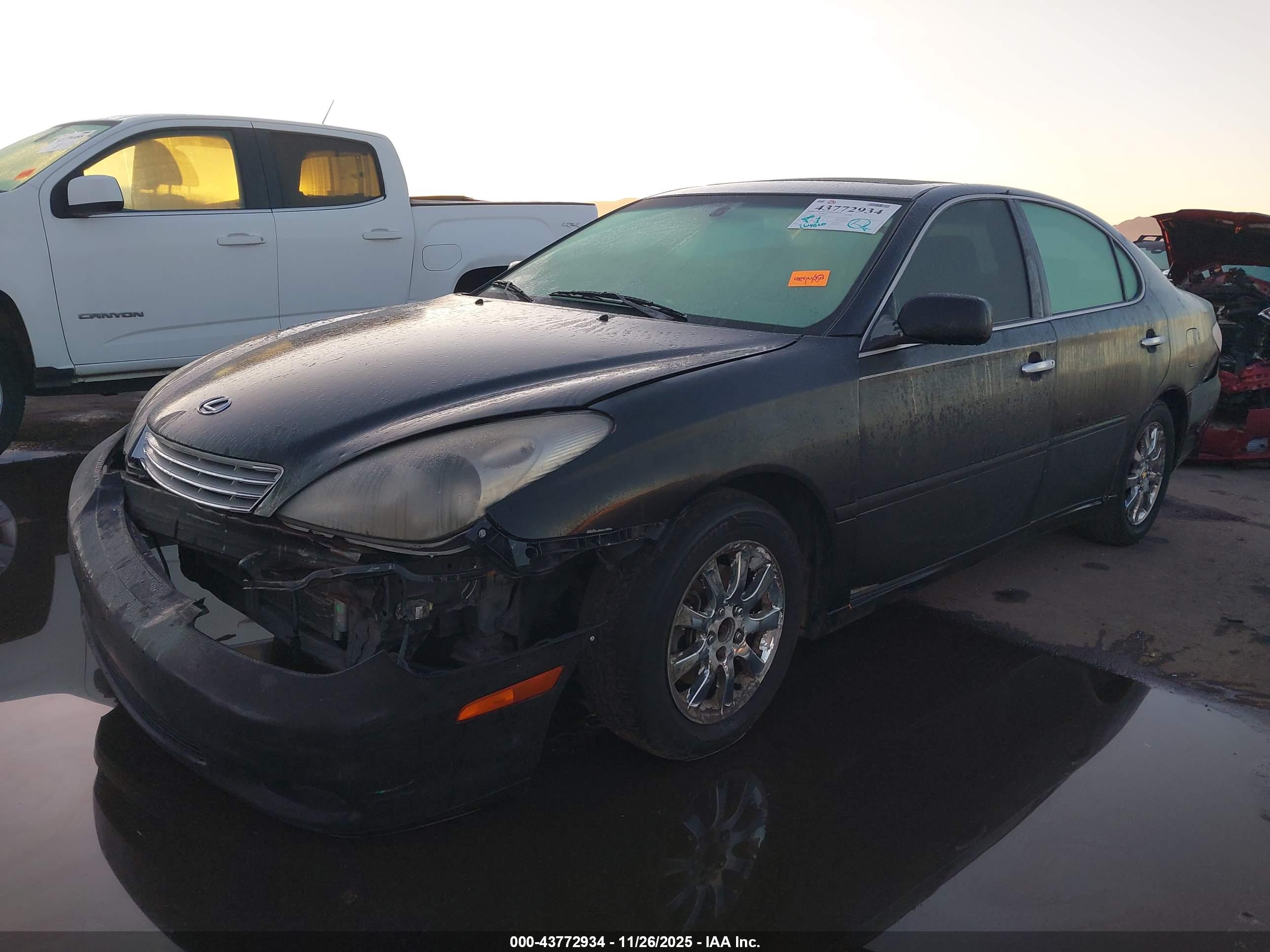 LEXUS ES image 2