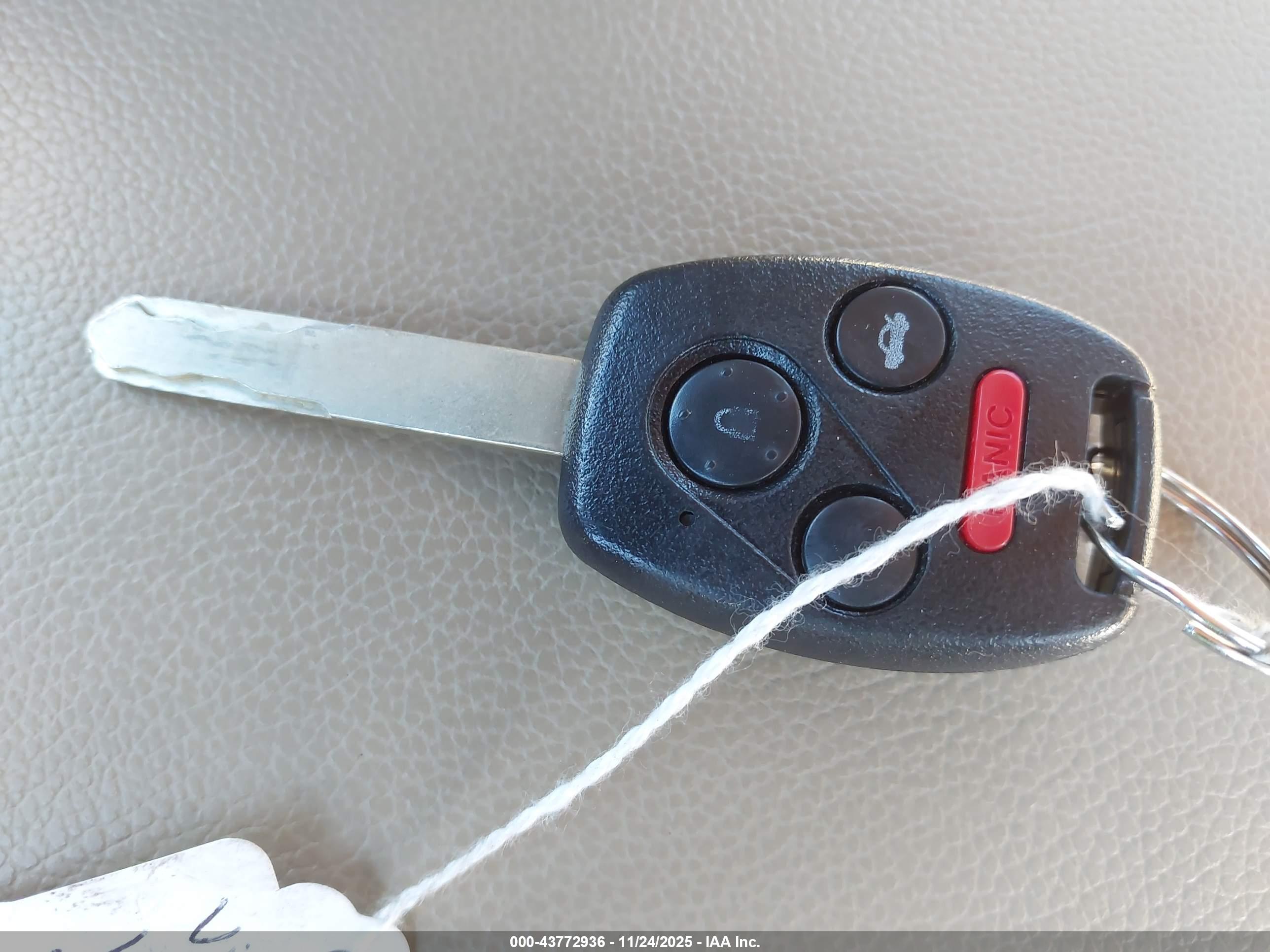 HONDA ACCORD image 11