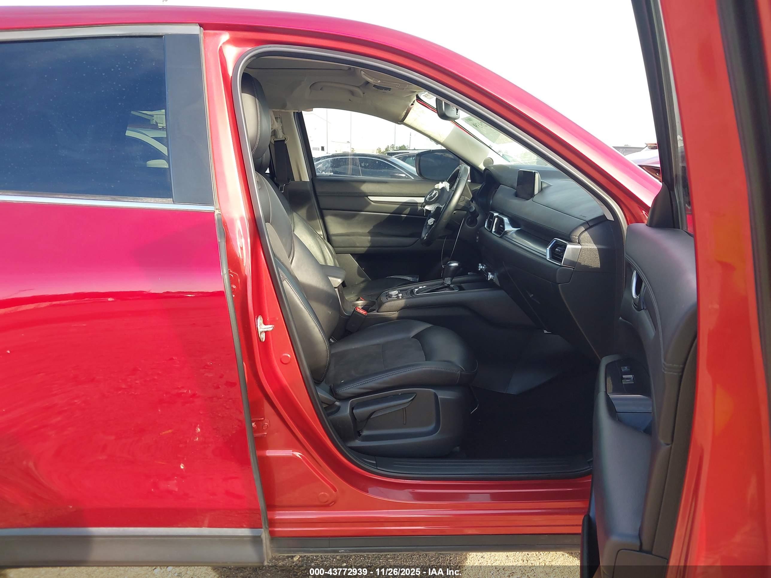 MAZDA CX-5 image 5