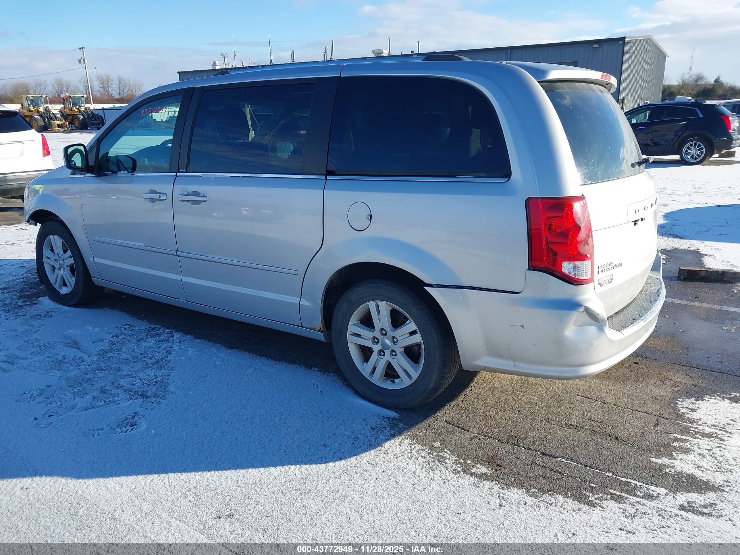DODGE GRAND image 3